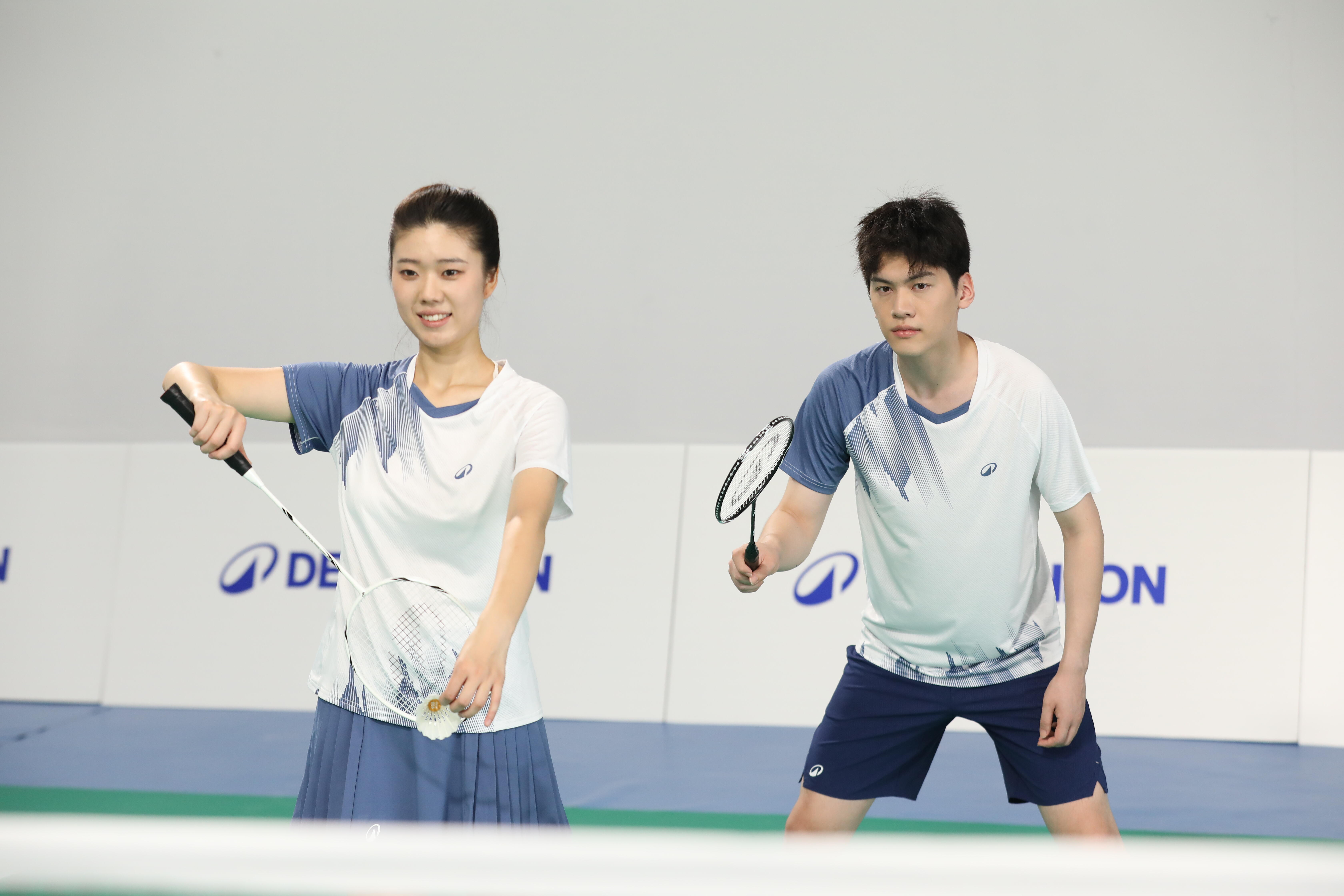 Ensemble de badminton – 2 raquettes 2 volants Sensation 500 noir blanc - PERFLY