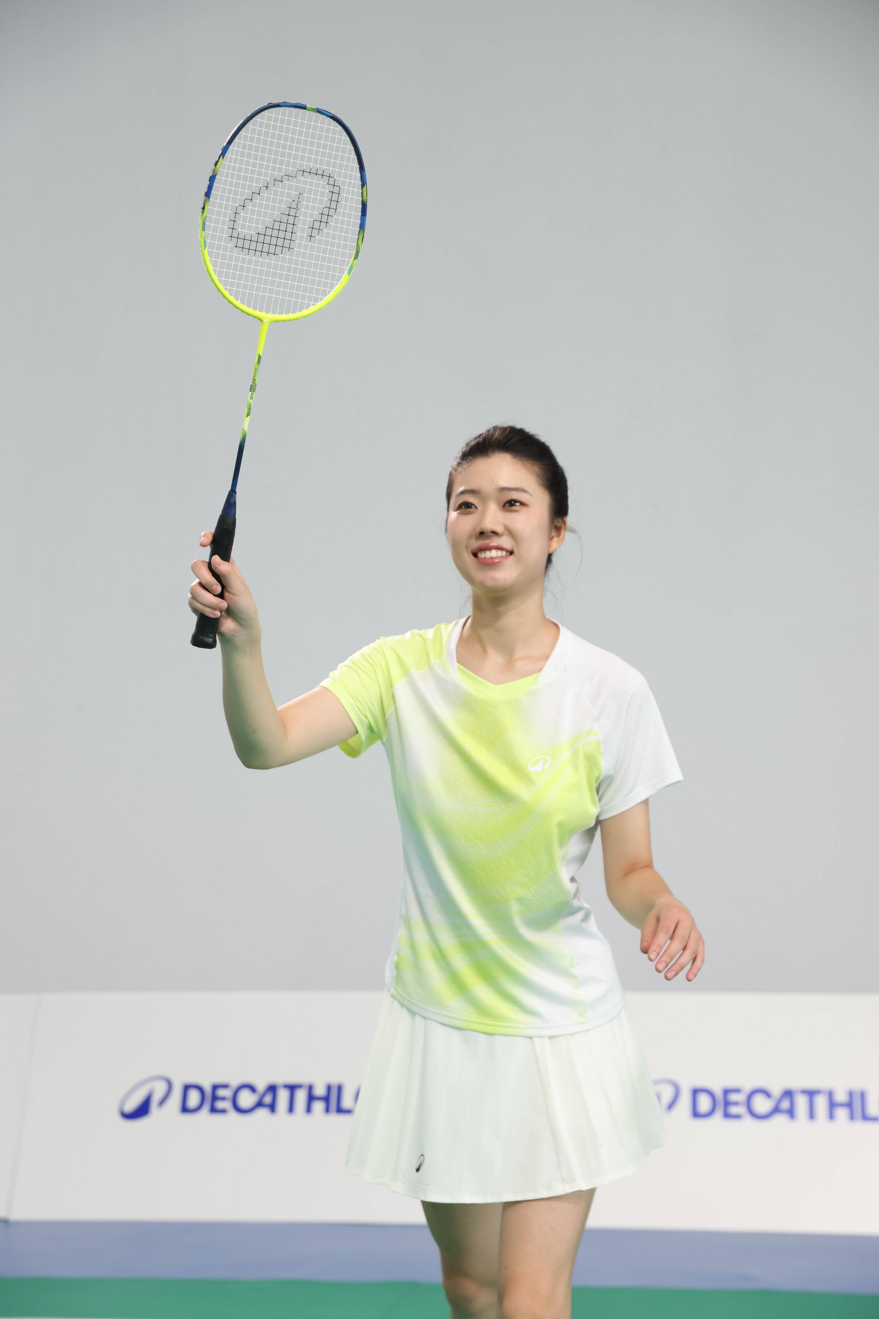 ADULT BADMINTON RACKET BR SENSATION 530 LIME -  4