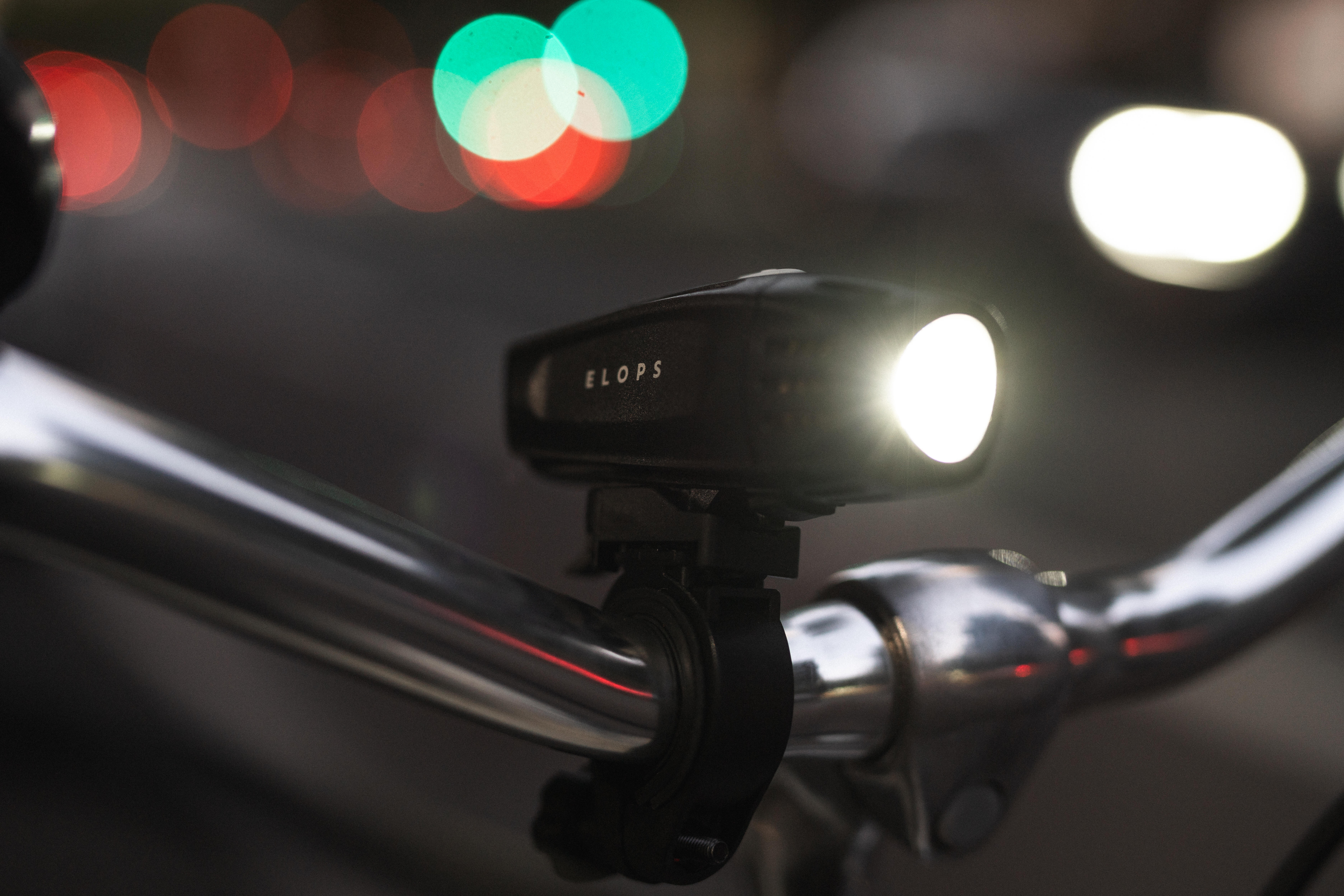 B'TWIN (ビトウィン) シティサイクリング 自転車用フロント/リアLED