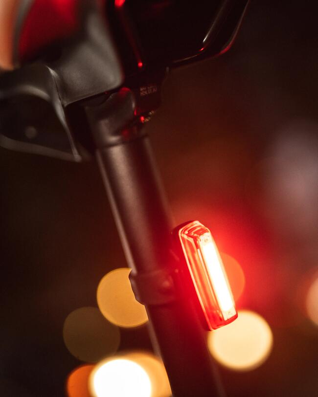 Set LED-fietsverlichting 920 ST voor en achter USB