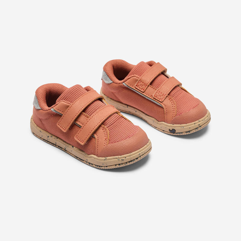 Ademende en comfortabele klittenbandschoenen I LEARN 500 maat 20 tot 24