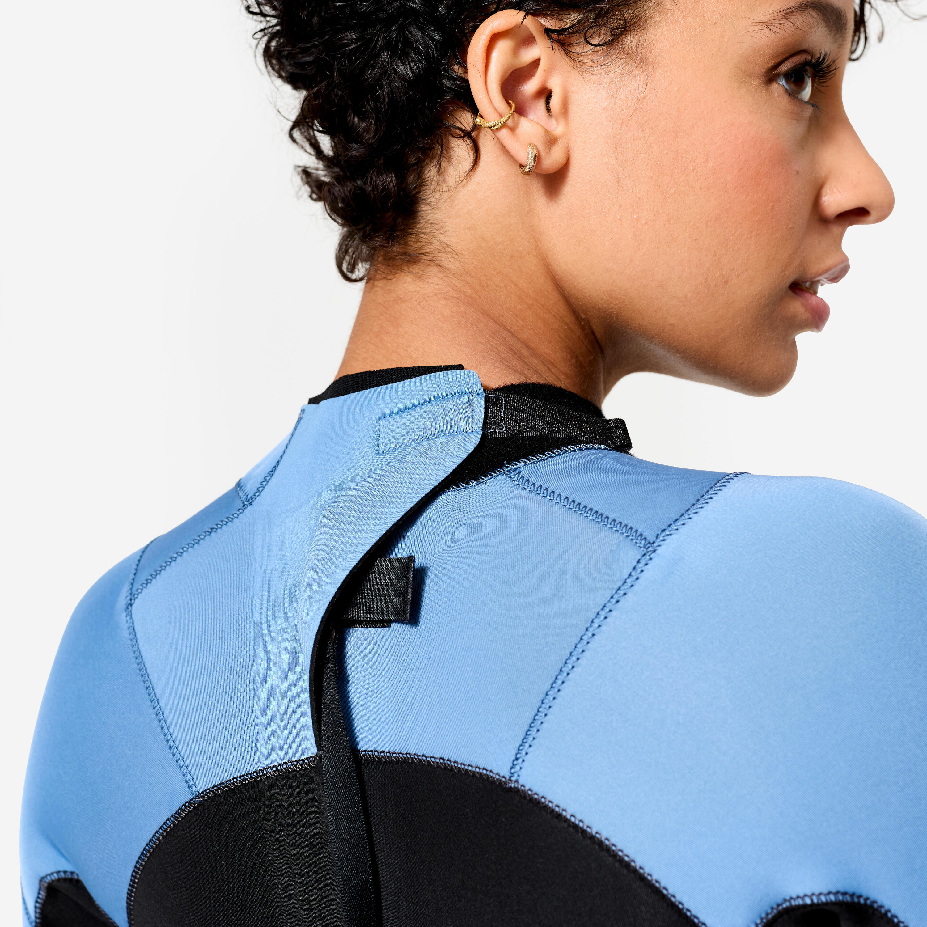 Wetsuit 500 voor surfen dames rugrits zwart en blauw 5/7