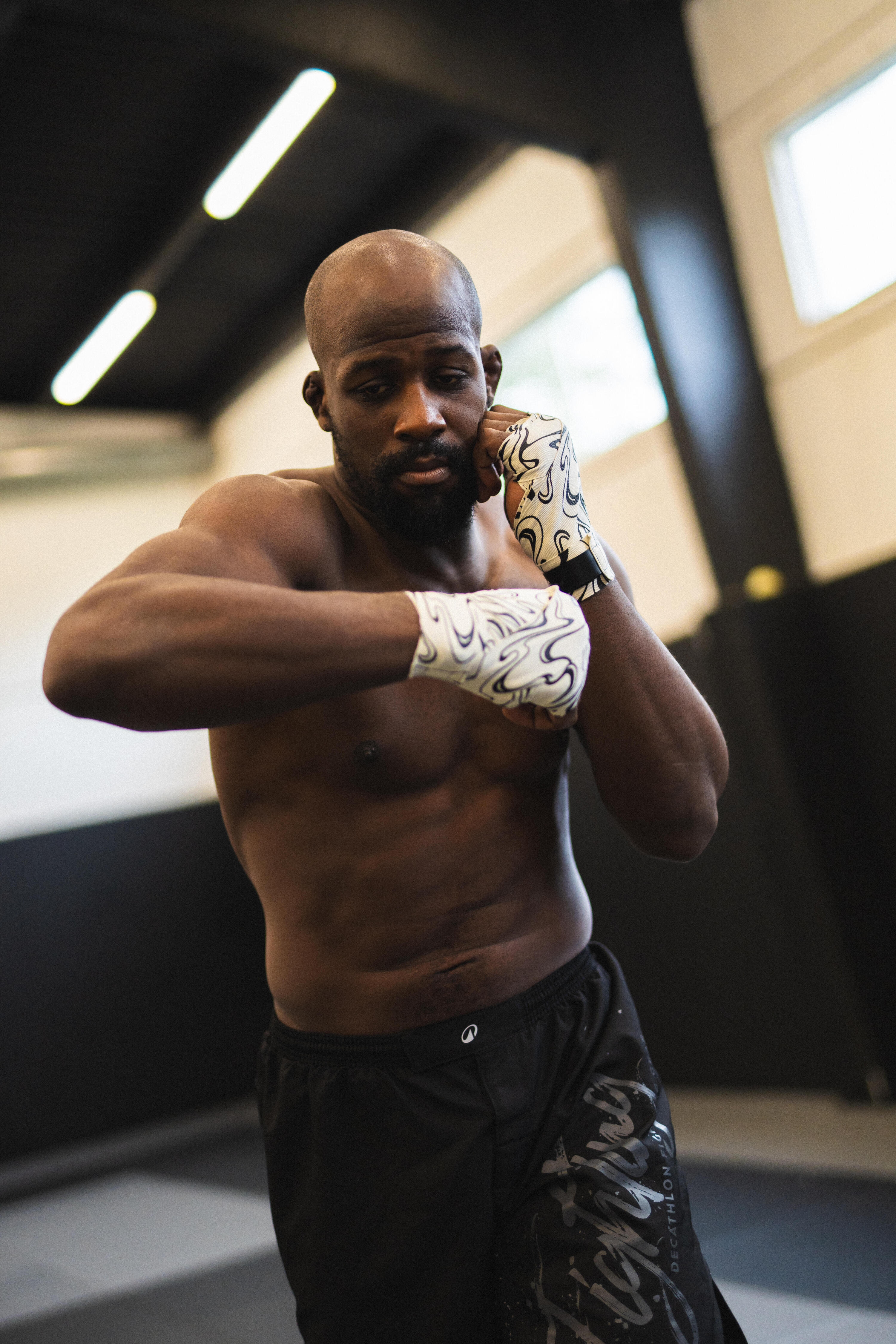 Bandes de boxe 3m résistante, blanc cassé et noir 5/7
