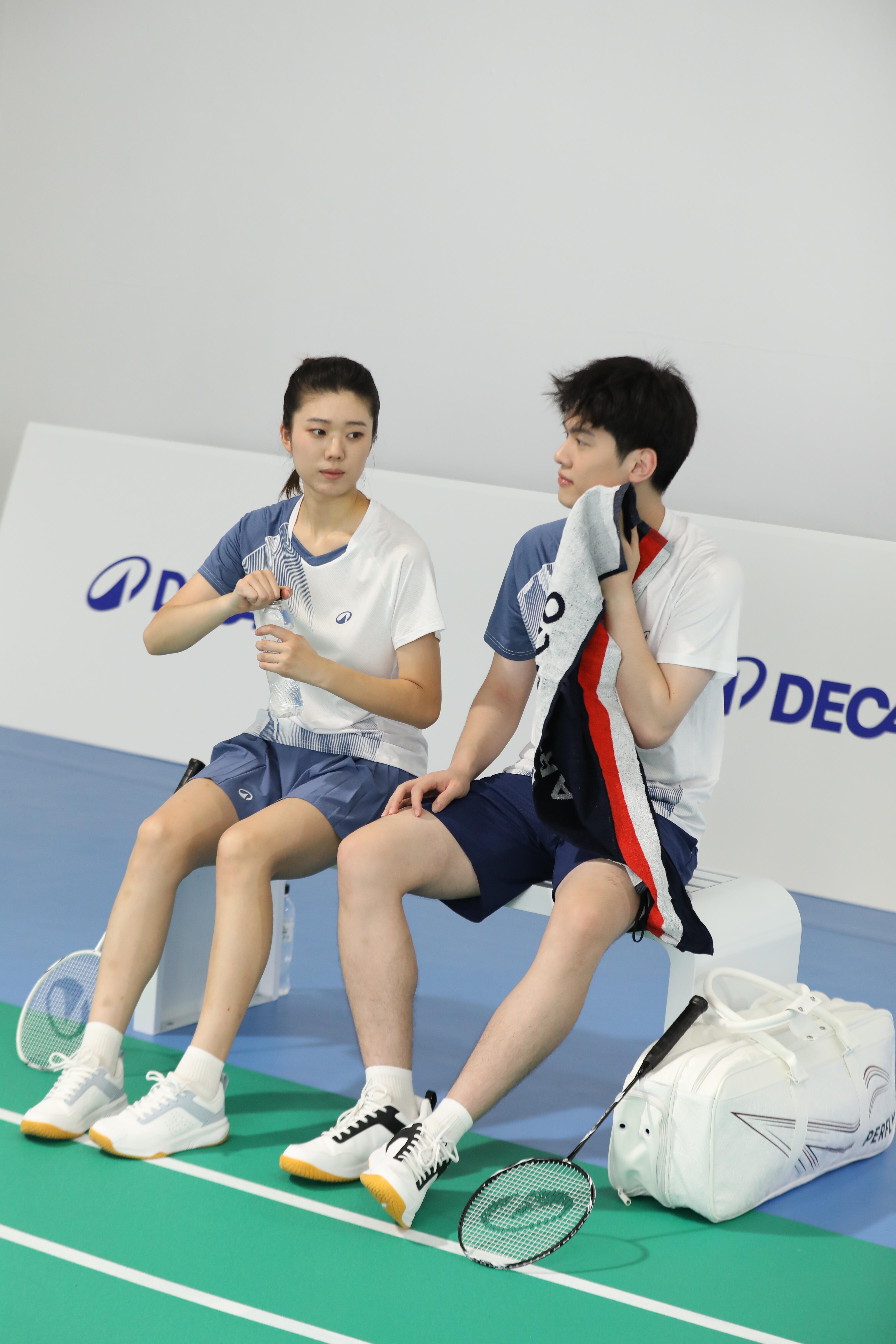 Ensemble de badminton – 2 raquettes 2 volants Sensation 500 noir blanc - PERFLY