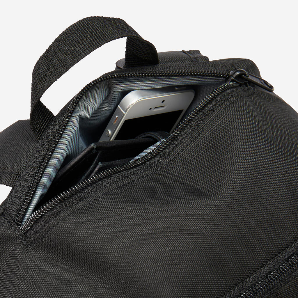 Sports backpack with shoe compartment 17L