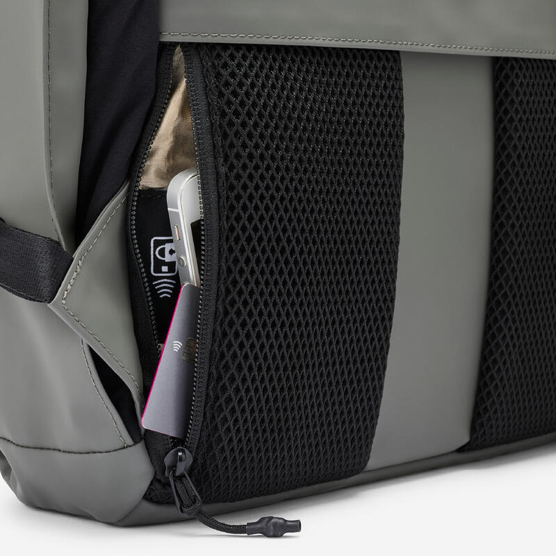 Sac à dos déperlant avec compartiment ordinateur 15L