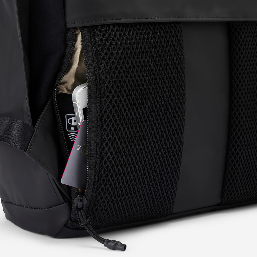 Sac à dos déperlant avec compartiment ordinateur 15L