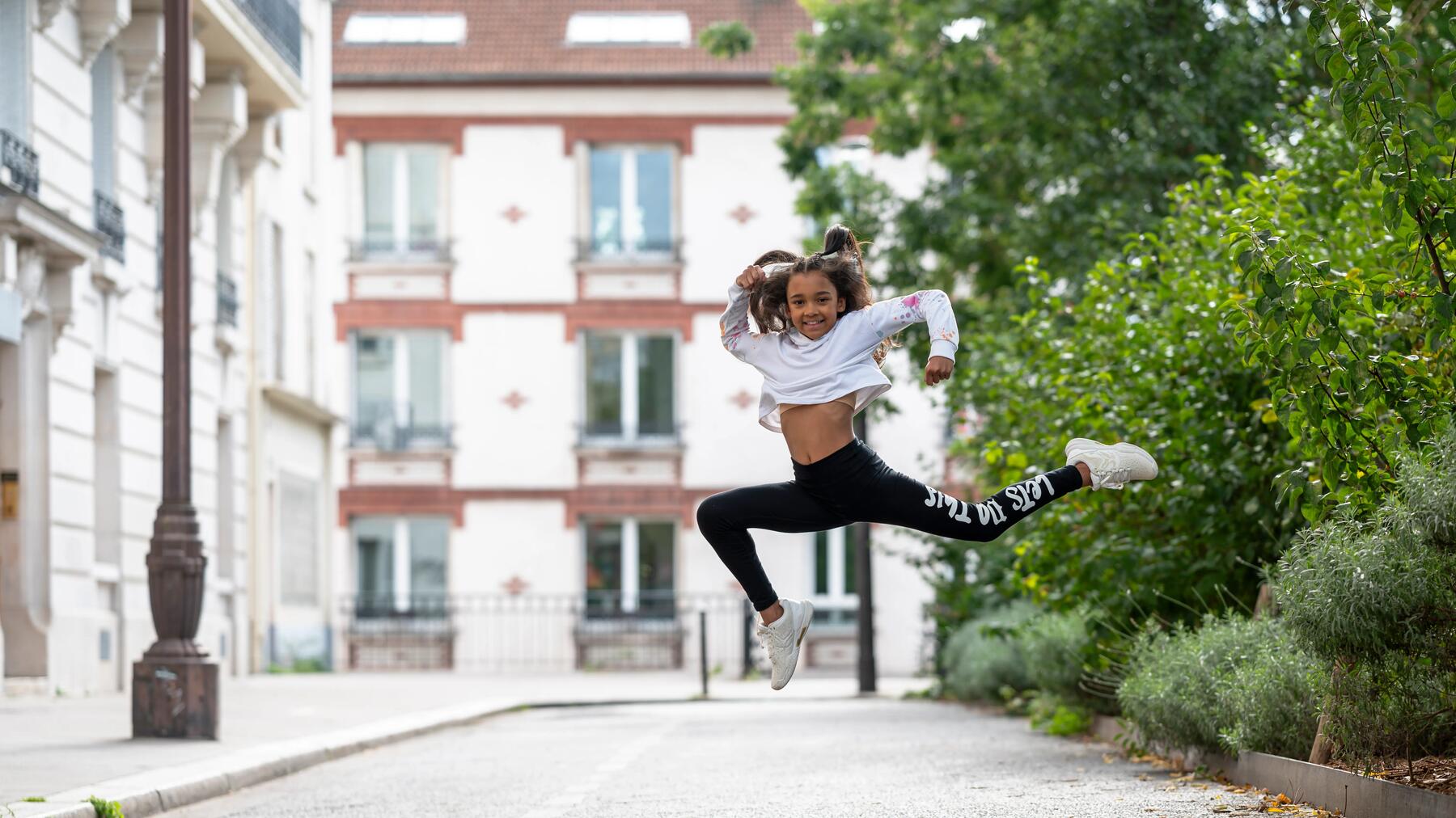 Power dich aus bei Zumba, Hip-Hop und weiteren dynamischen Tanzstilen