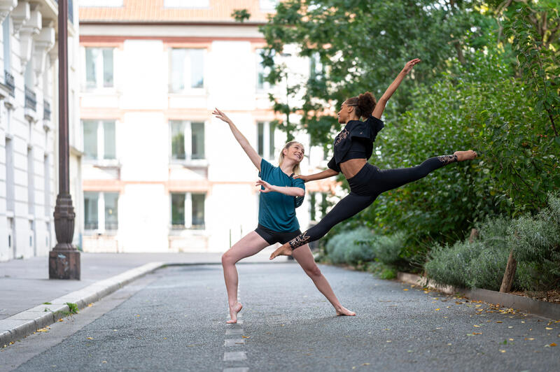Taniec współczesny i modern jazz – style tańca i dance na scenie