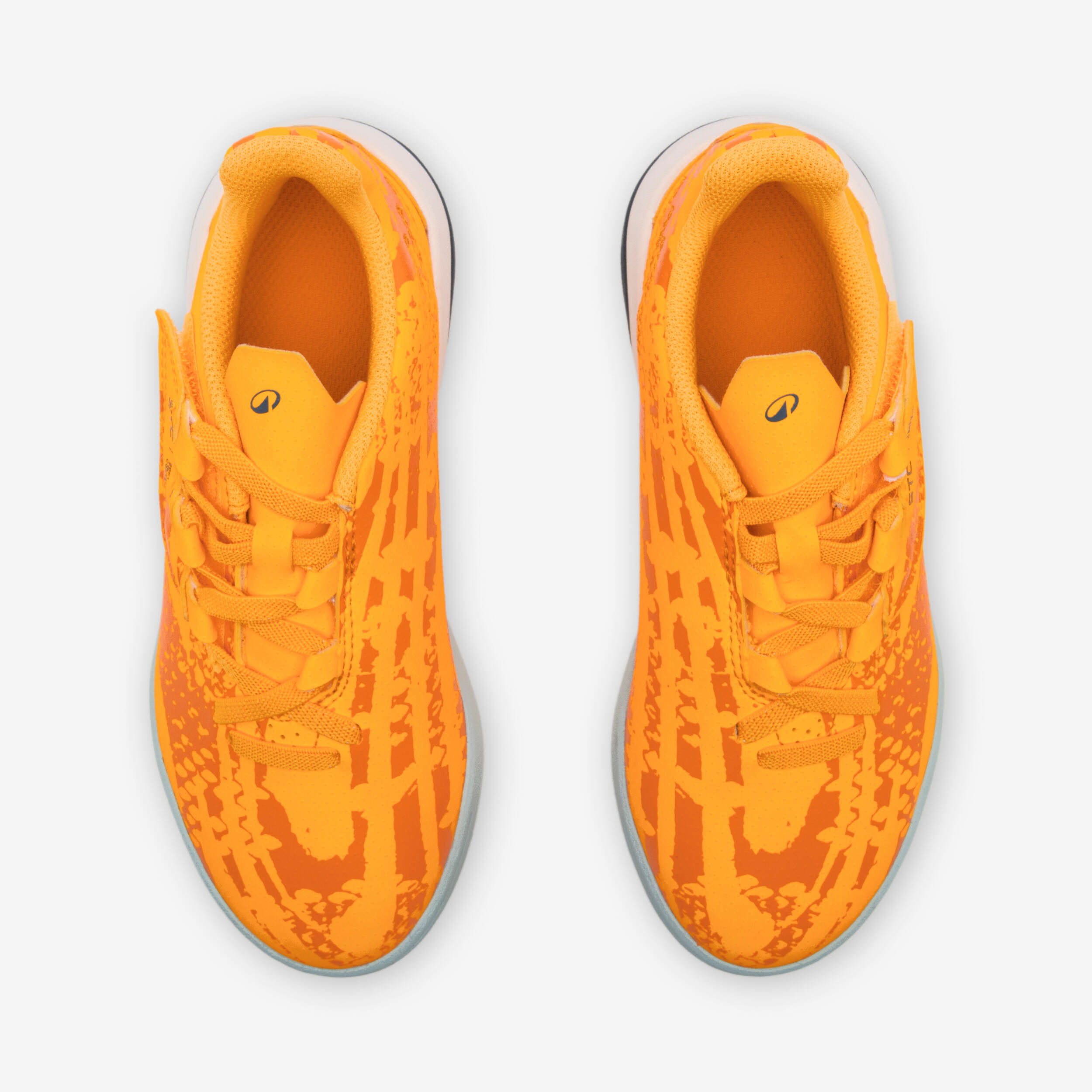 CHAUSSURES DE soccer ENFANT A SCRATCH VIRALTO I  EASY TURF TF ORANGE 8/11
