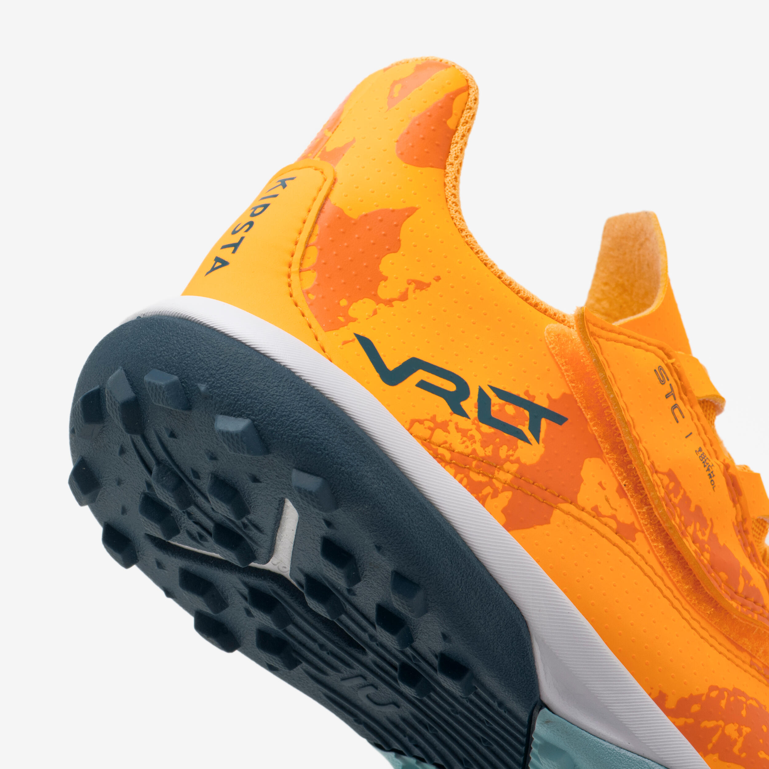 CHAUSSURES DE soccer ENFANT A SCRATCH VIRALTO I  EASY TURF TF ORANGE 7/11