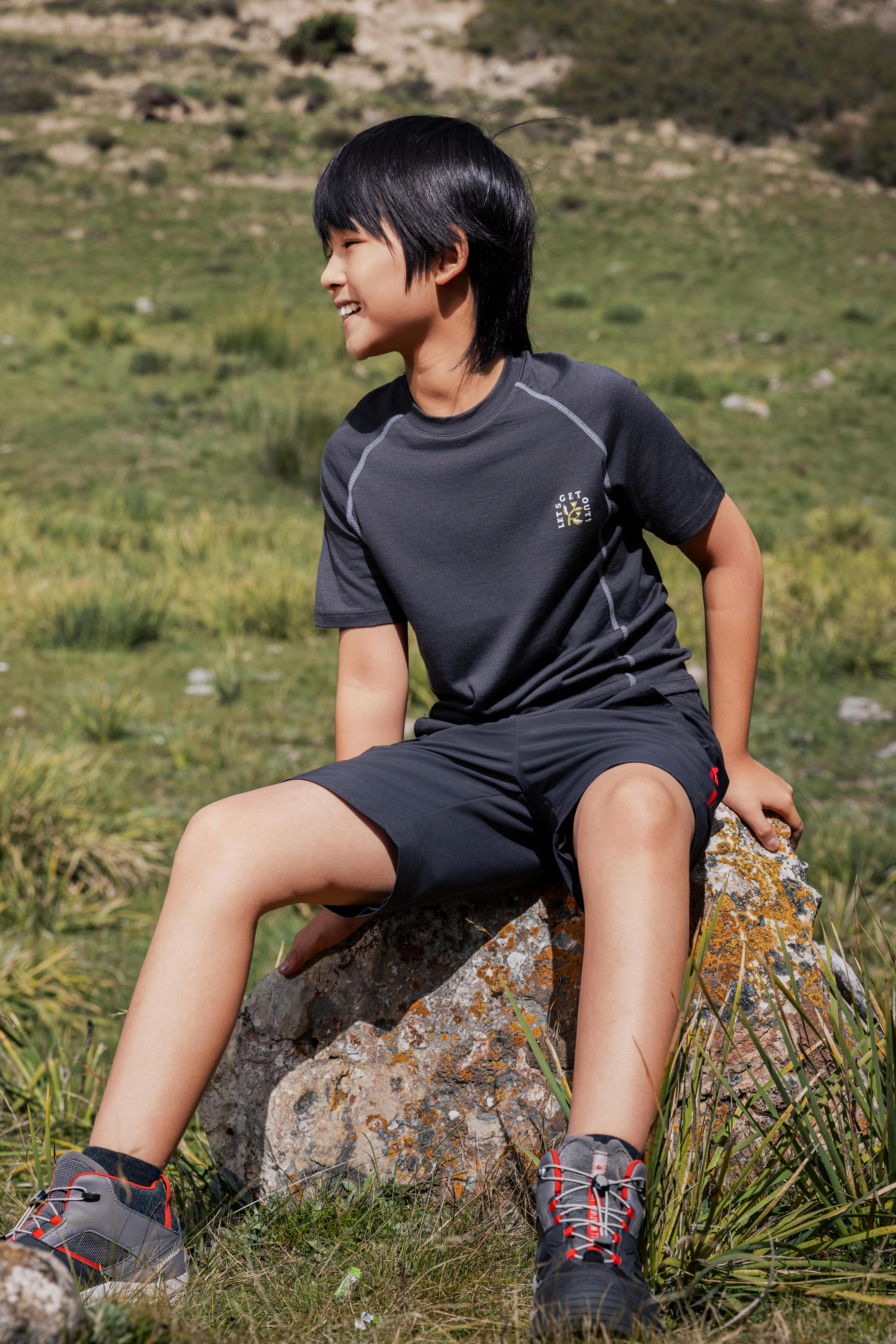 T-shirt de Caminhada Lã Merino Criança 7-15 Anos MH900 Cinzento 11/20