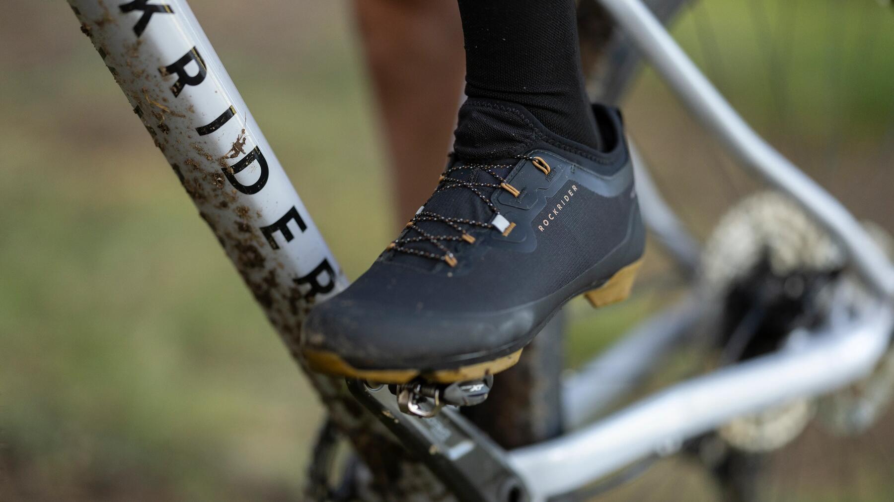 Fahrradschuhe geben mehr Halt beim Treten