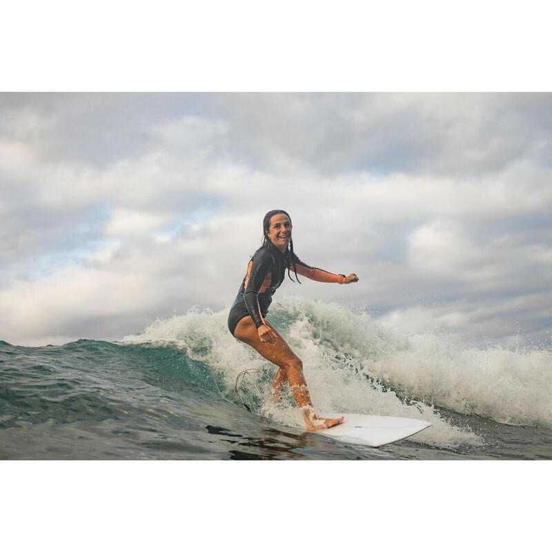 Shorty culotte surf 500 1,5mm front zip manches longues Femme - Noir et Bico