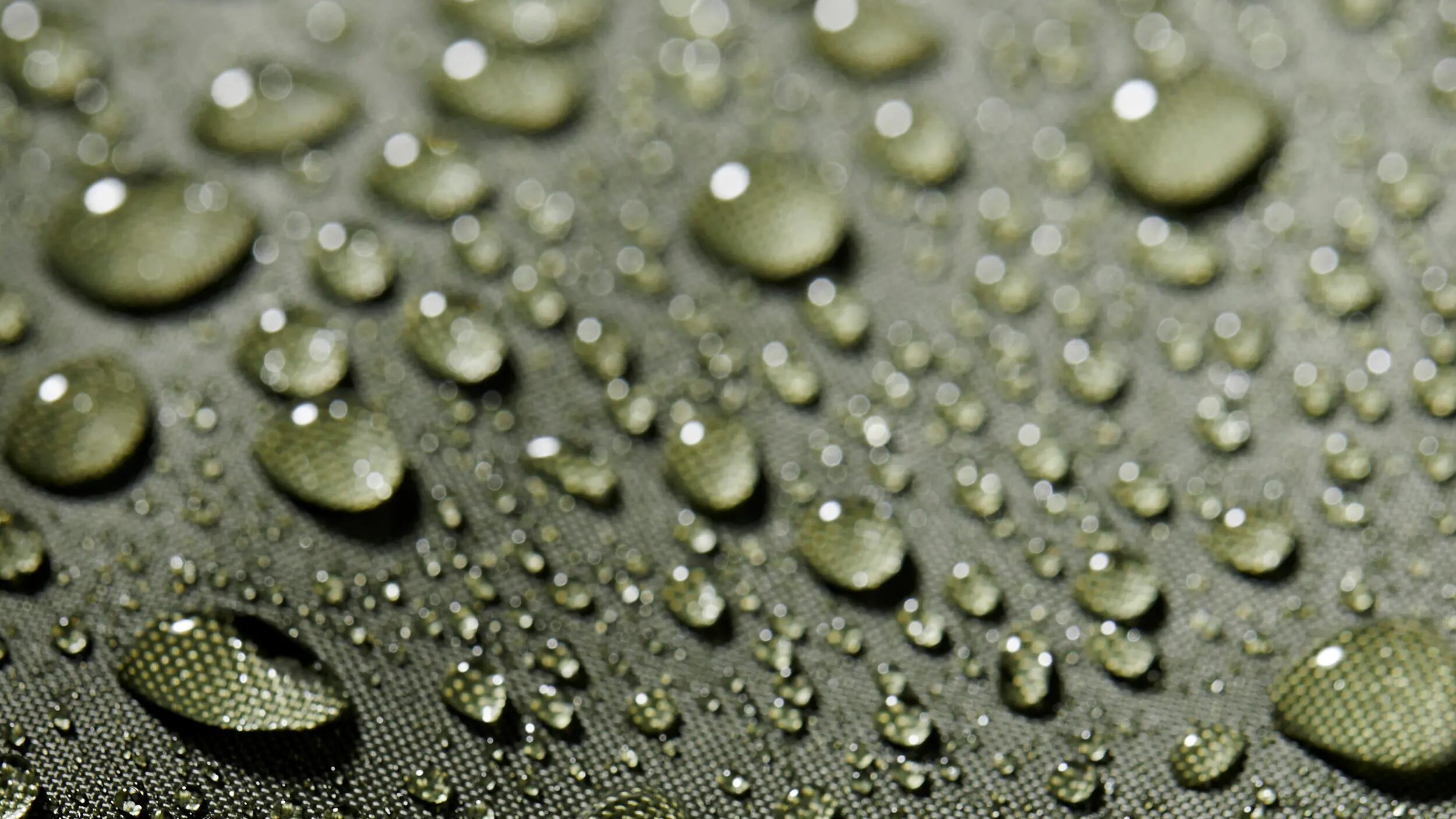 Wasserdichter Regenponcho