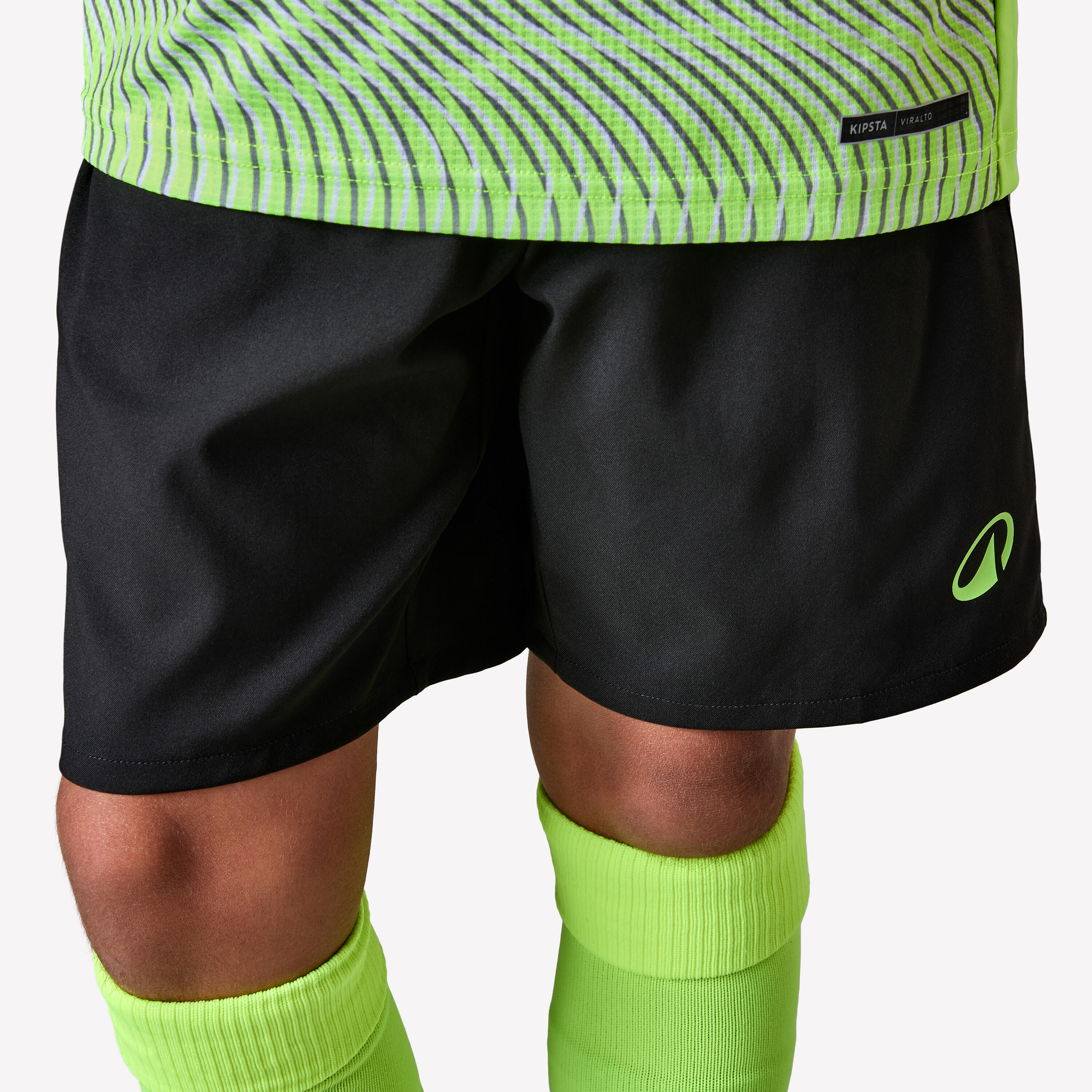 KIPSTA Kids' Football Shorts Viralto Wavy - Black with Yellow Strip