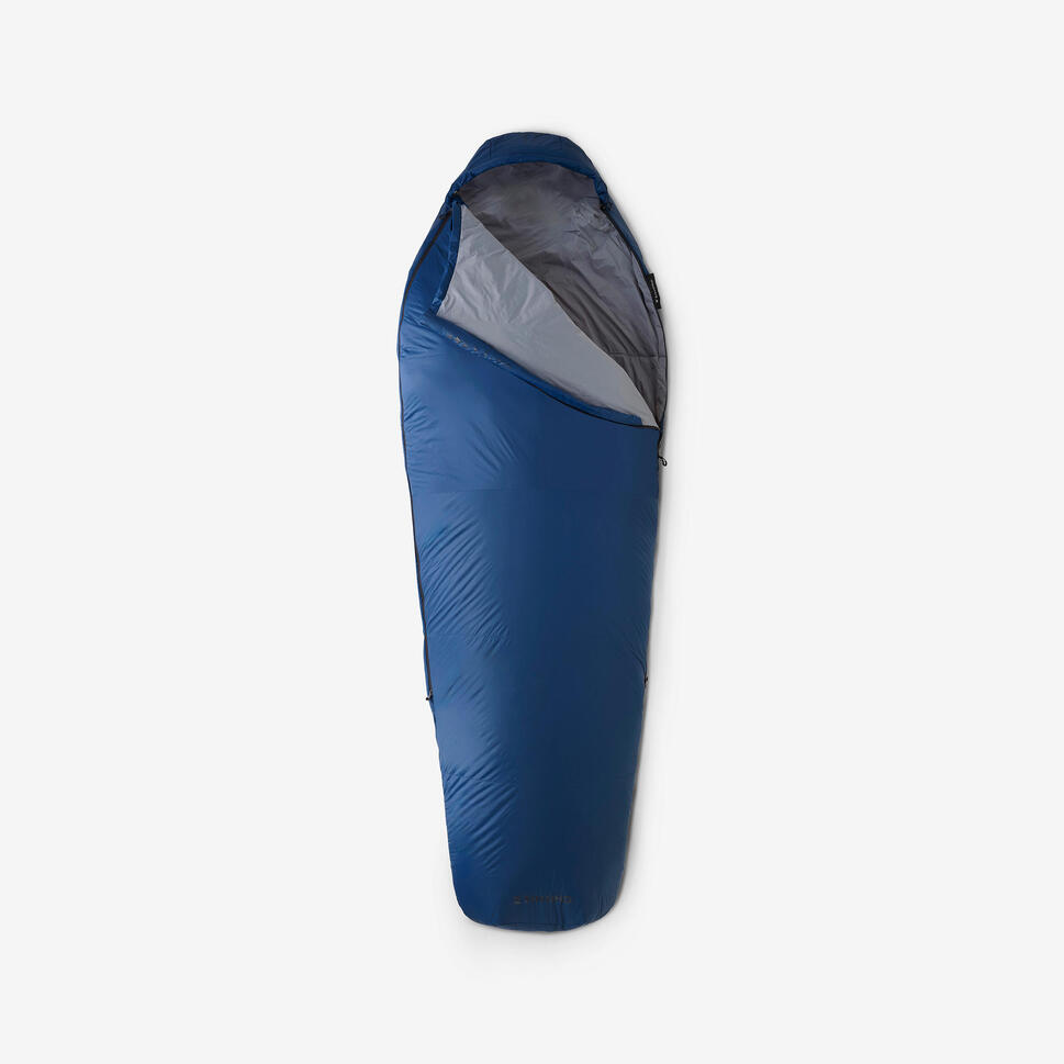 Modrý spací pytel. Zobrazit produkt.