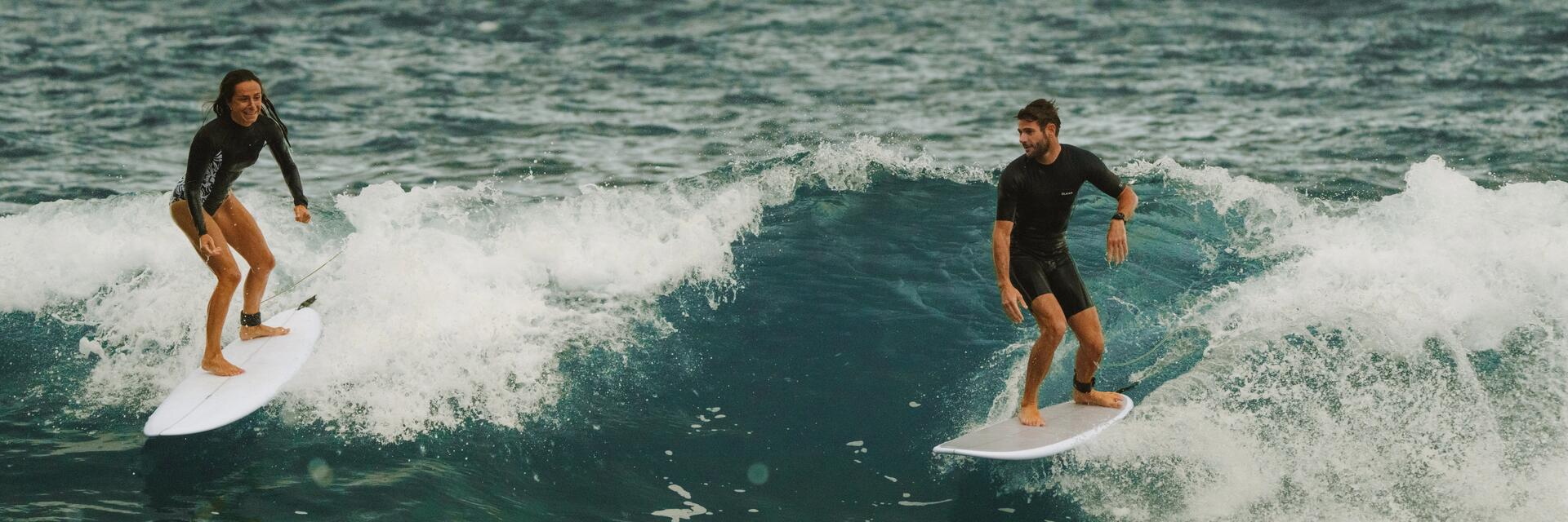 Comment choisir une combinaison de surf ?