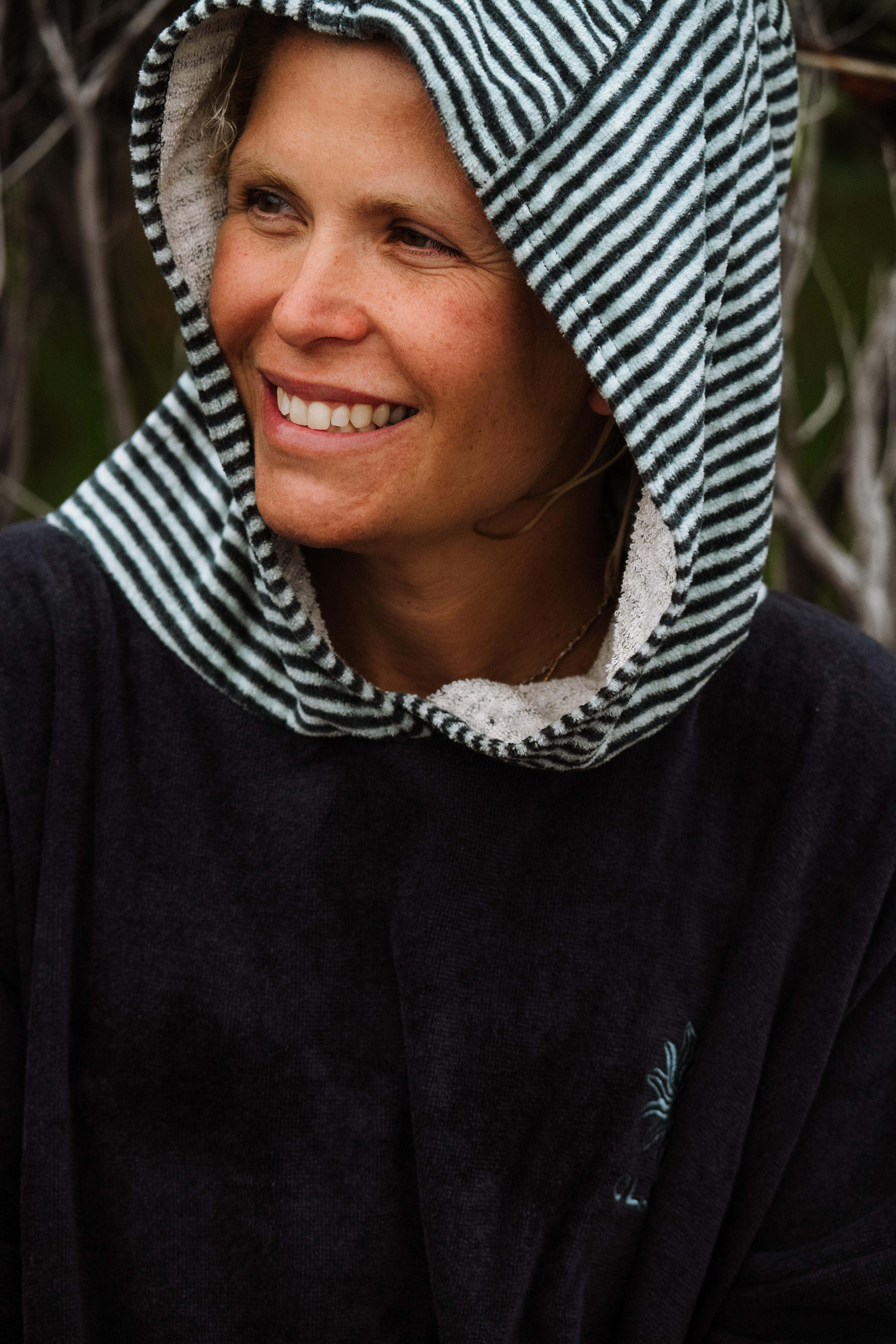 Adult Surf Poncho from 150 cm - 900 Fish blue grey 10/10