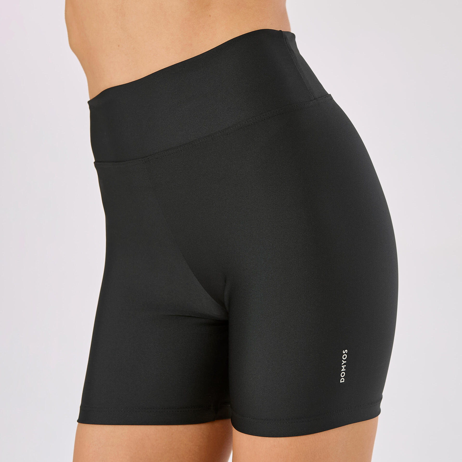 Short Feminino de Treino Slim 100 Domyos Preto
