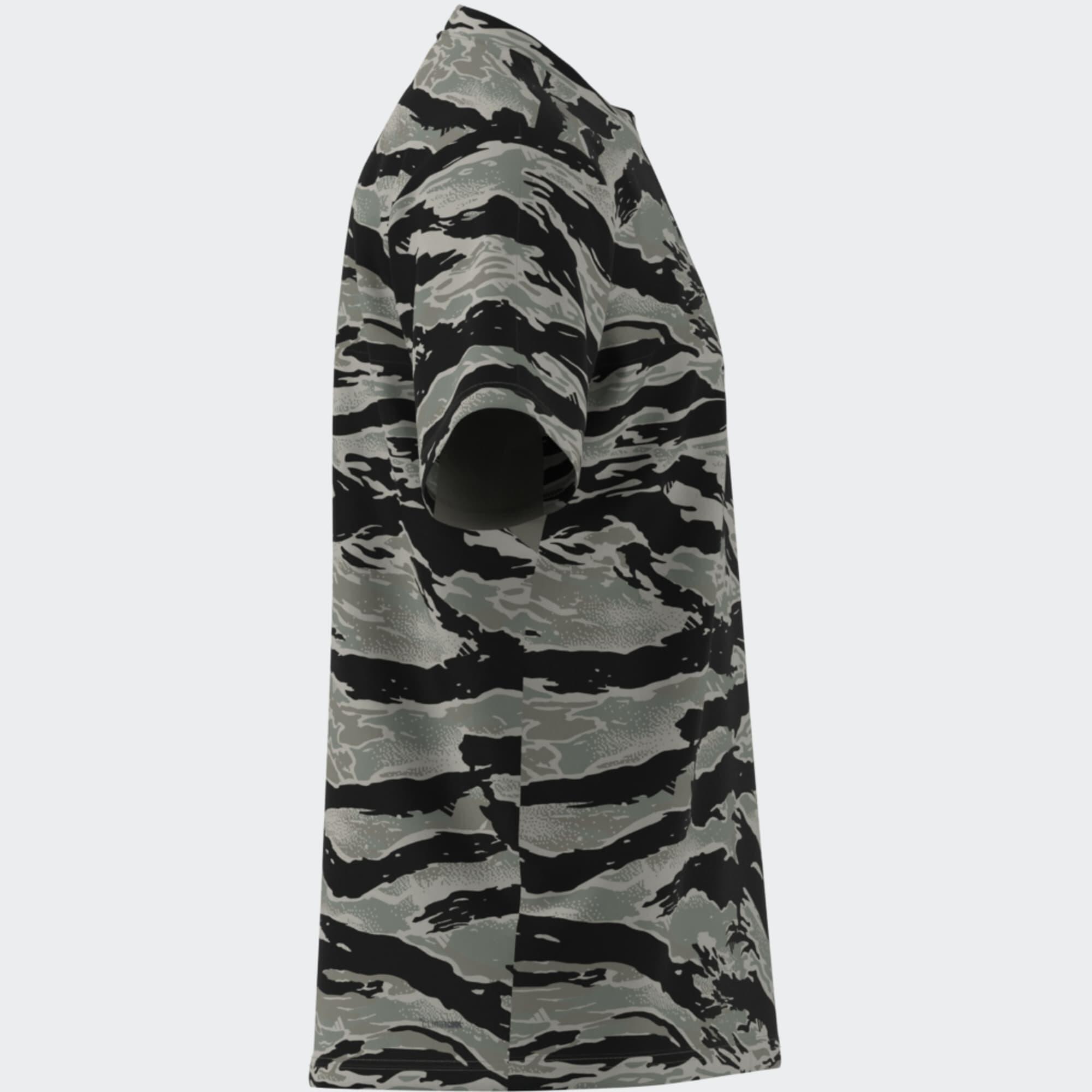 Men's Fitness T-Shirt - Green Camouflage Print 7/8