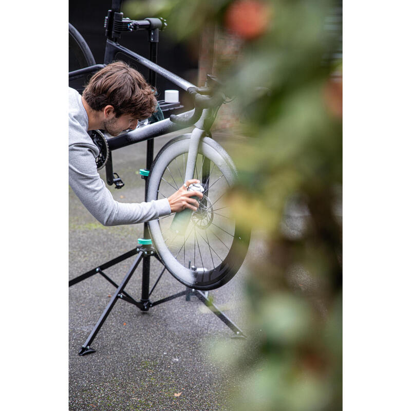 SPUMĂ CURĂȚARE BICICLETĂ FĂRĂ APĂ AEROSOLI 500 ml