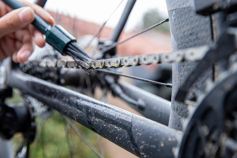 Fietsketting reinigen, ontvetten en smeren