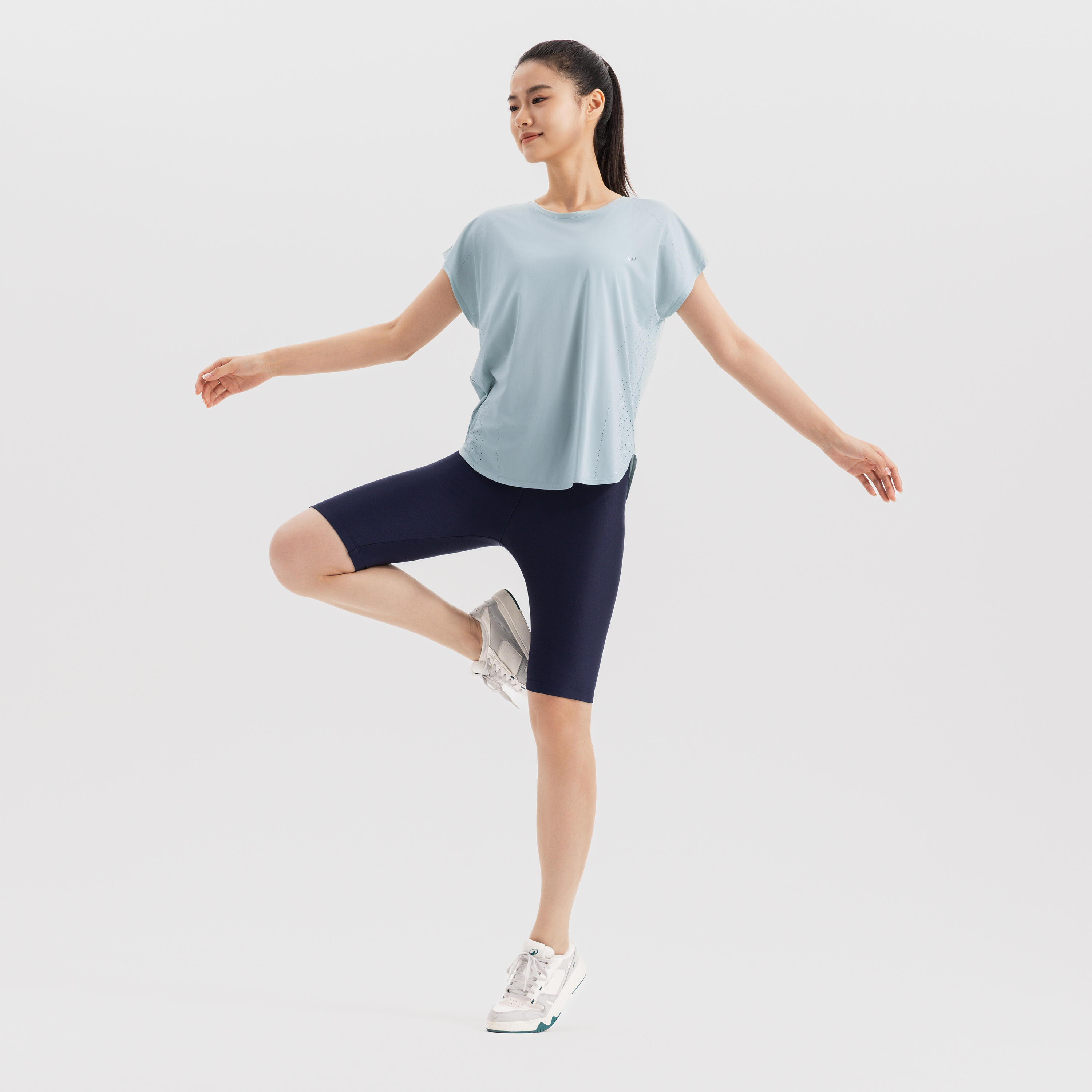 Women's High-Waisted Fitness Cardio Cycling Shorts Black