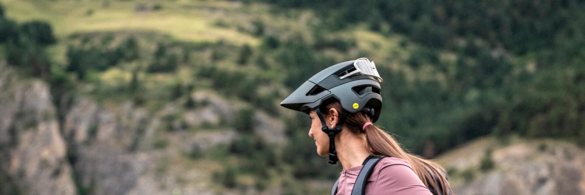 Guide : comment bien choisir son casque de VTT ?