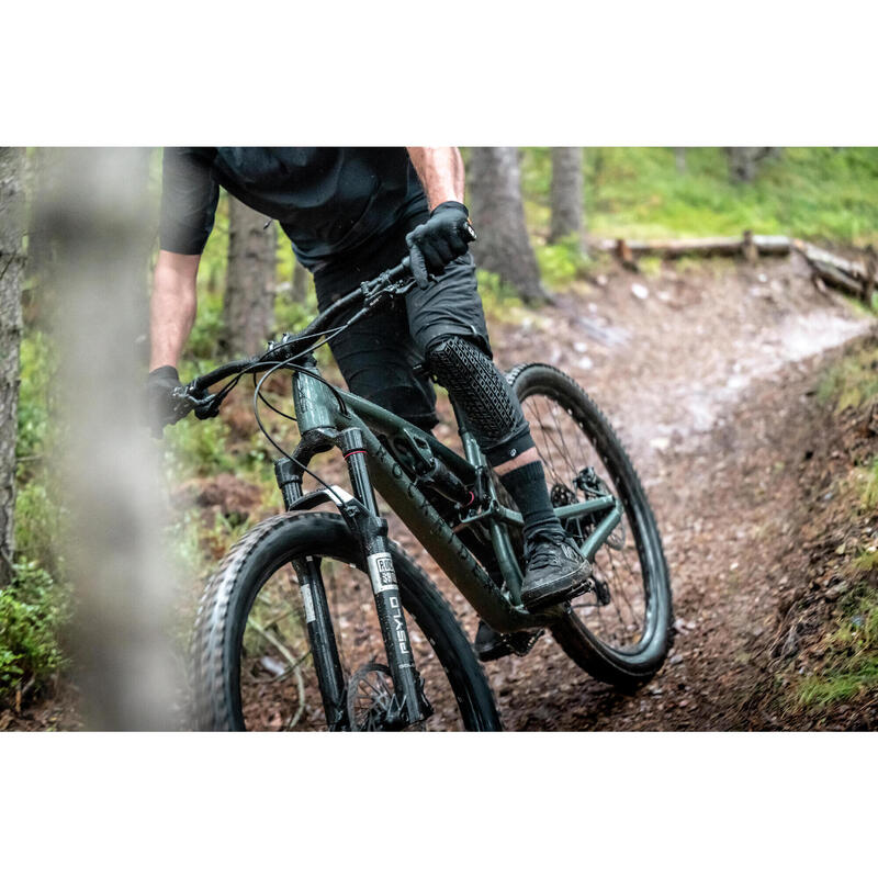 Șort respirant ciclism MTB Negru