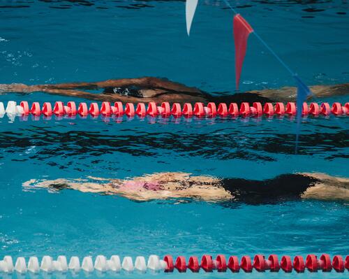 entrainement-de-natation-une-prise-facile