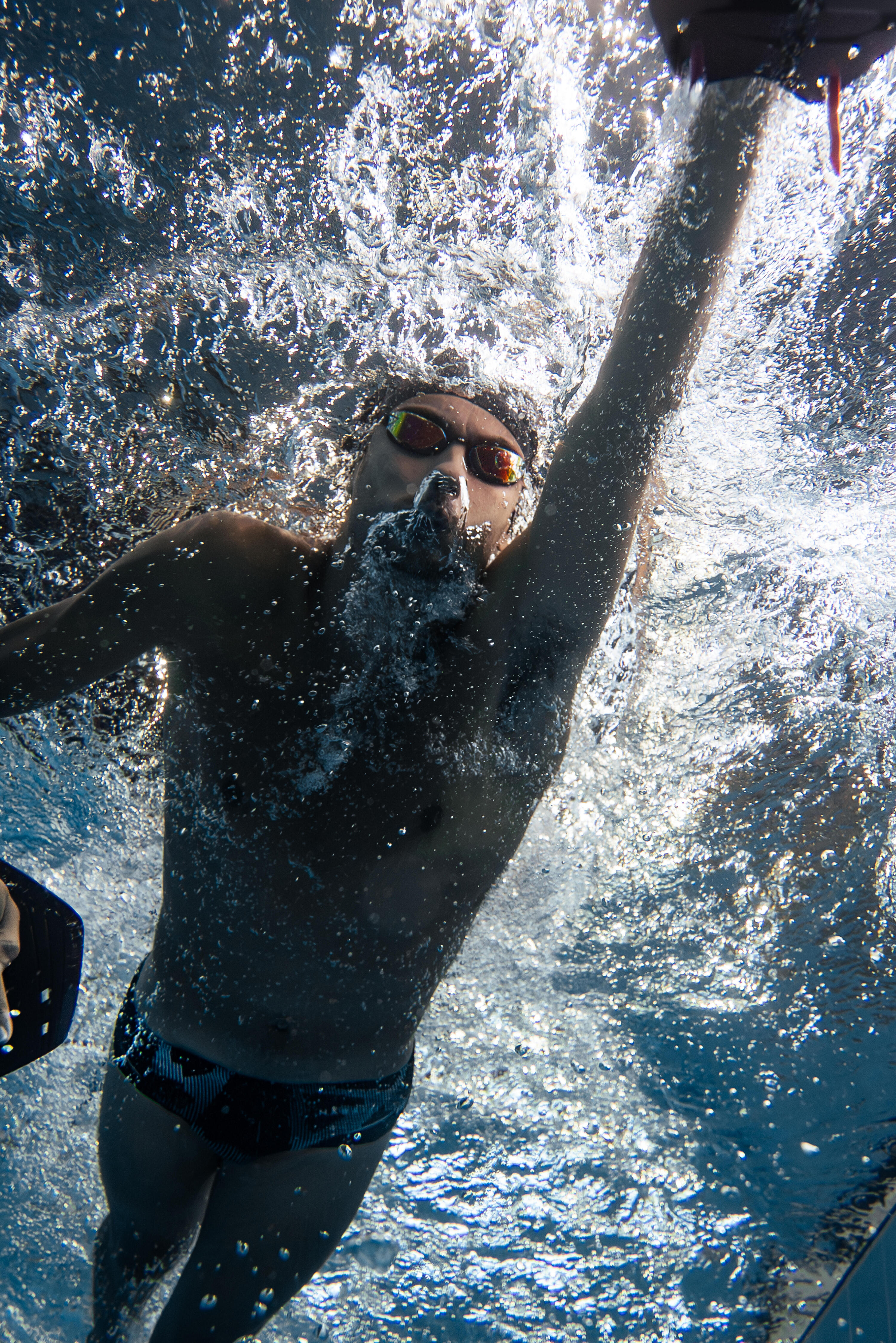 Schwimmpaddles 900 l schwarz rot 10/13