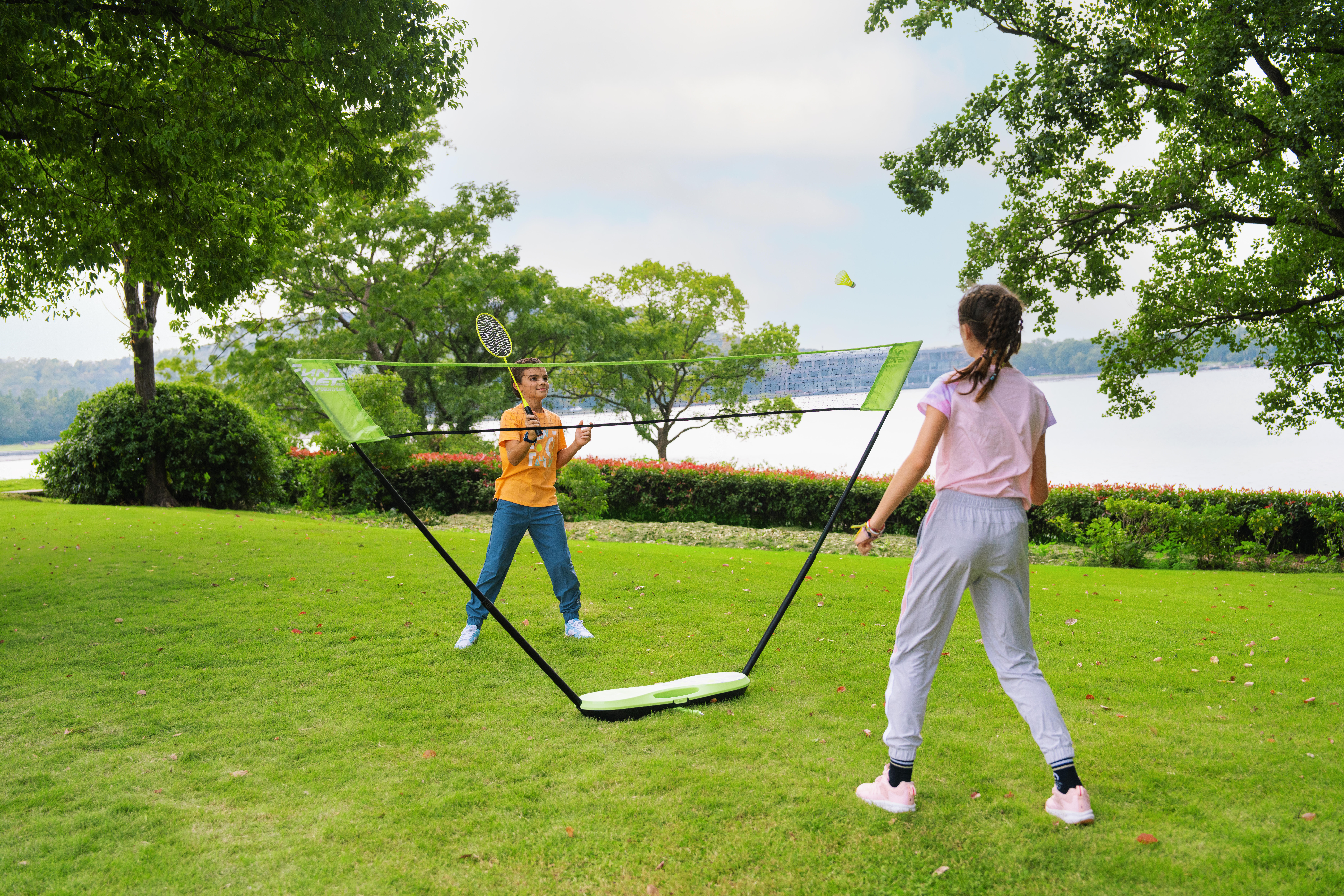 Ensemble de badminton - 2 raquettes 2 volants filet vert - PERFLY