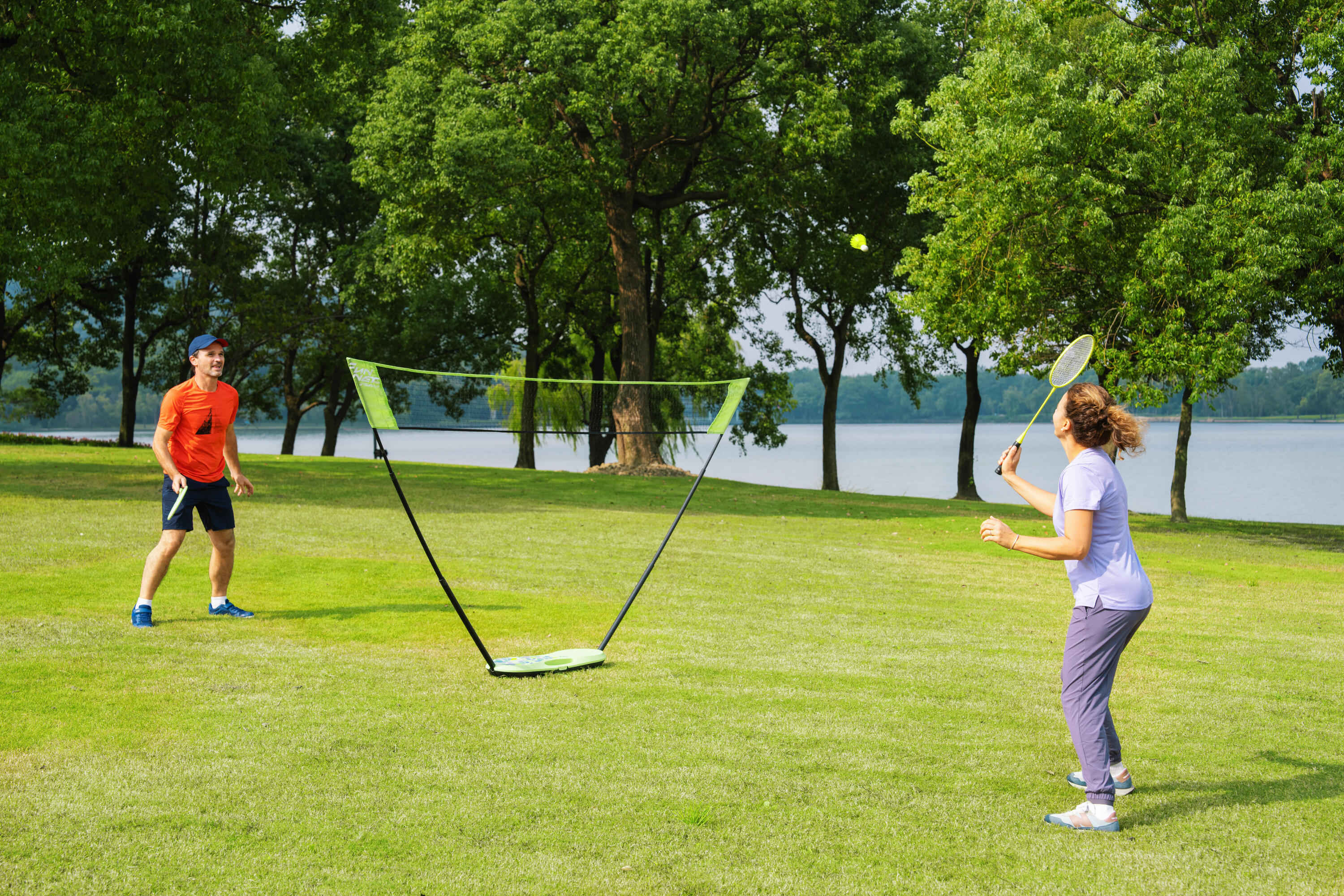 Ensemble de badminton avec 2 raquettes, 2 volants et 1 filet 17/23