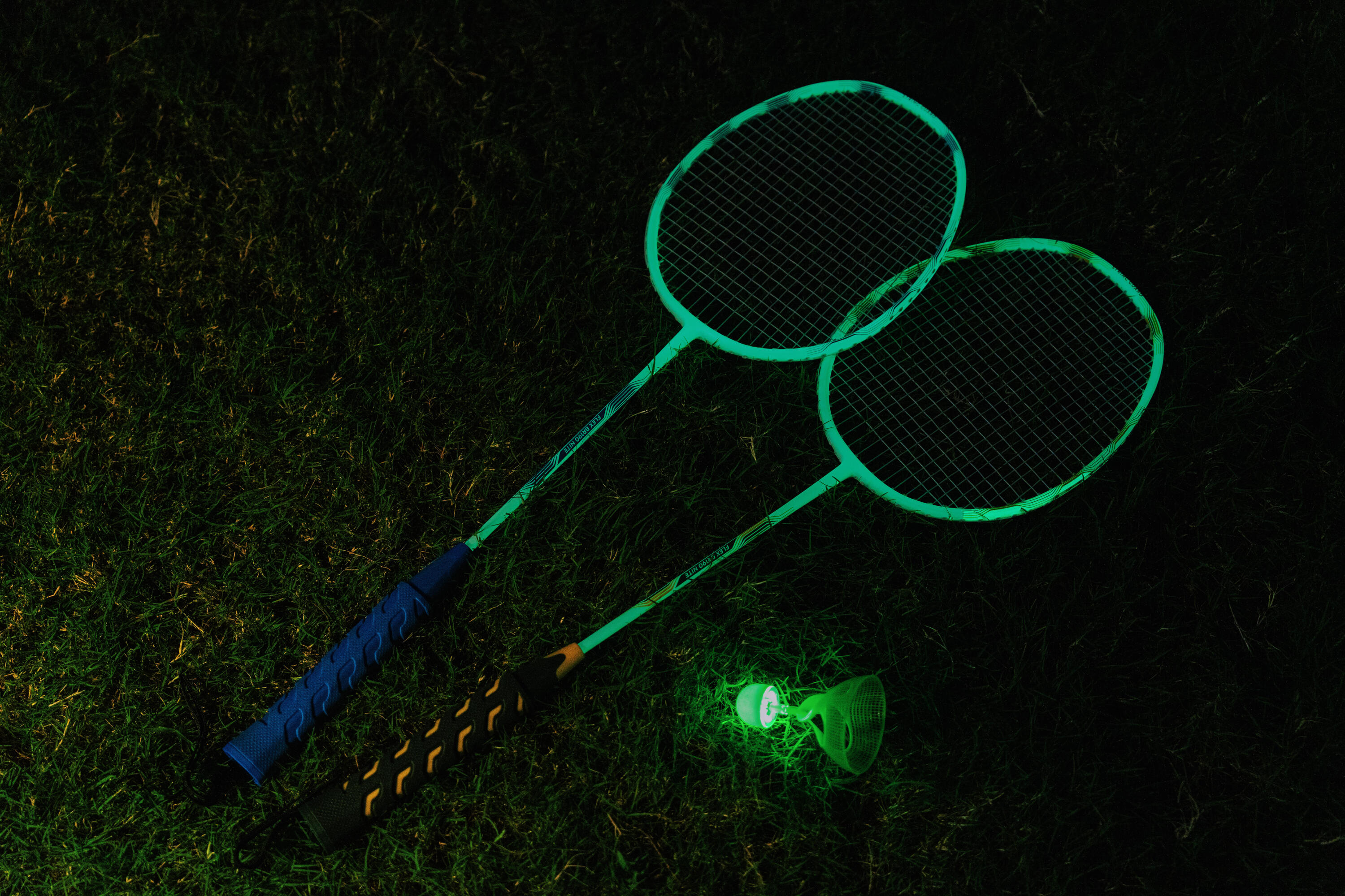 Ensemble badminton - 2 raquettes 2 volants Sensation 190 bleu jaune 19/20