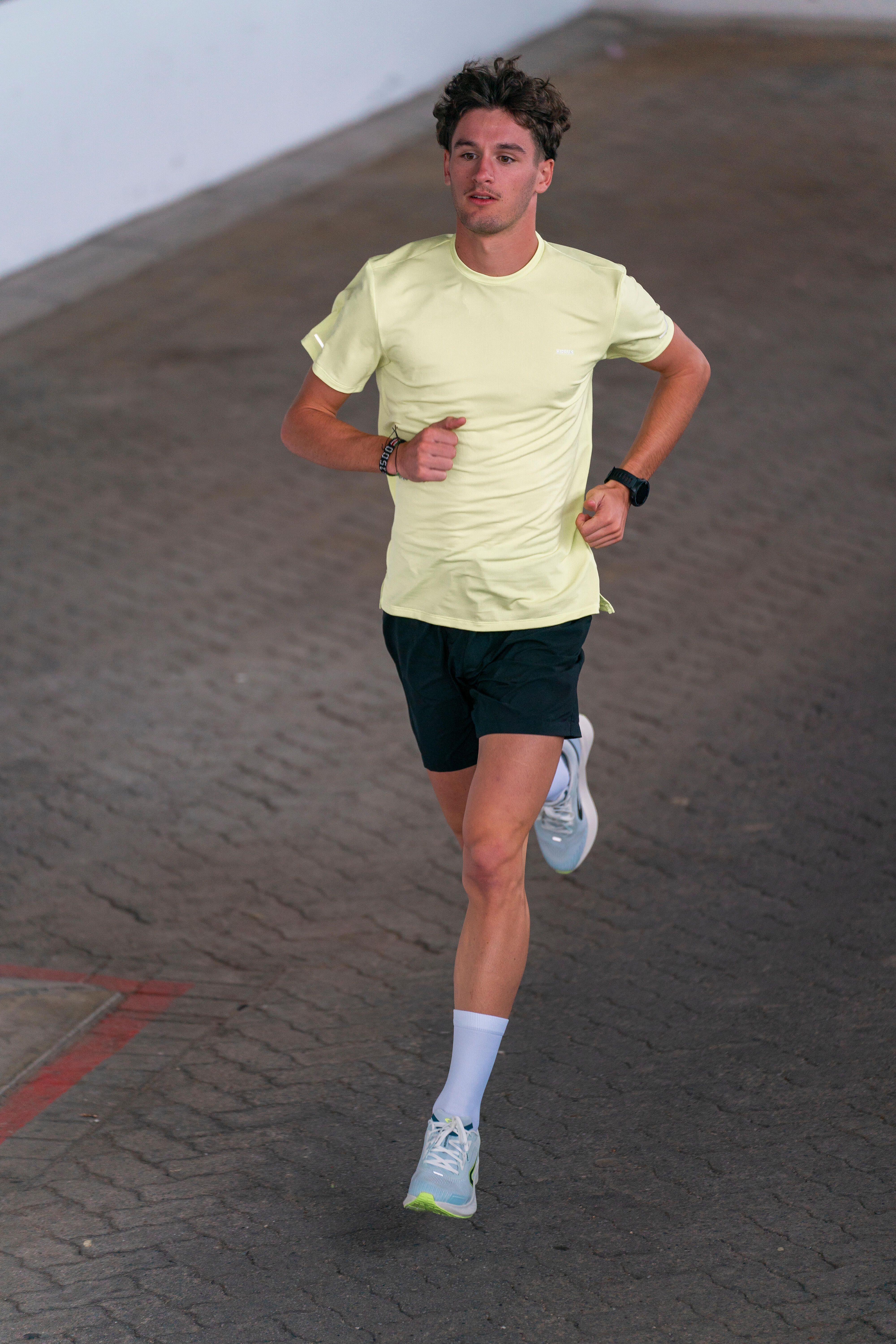 Men's Breathable Running T-shirt, 500 Dry - KIPRUN