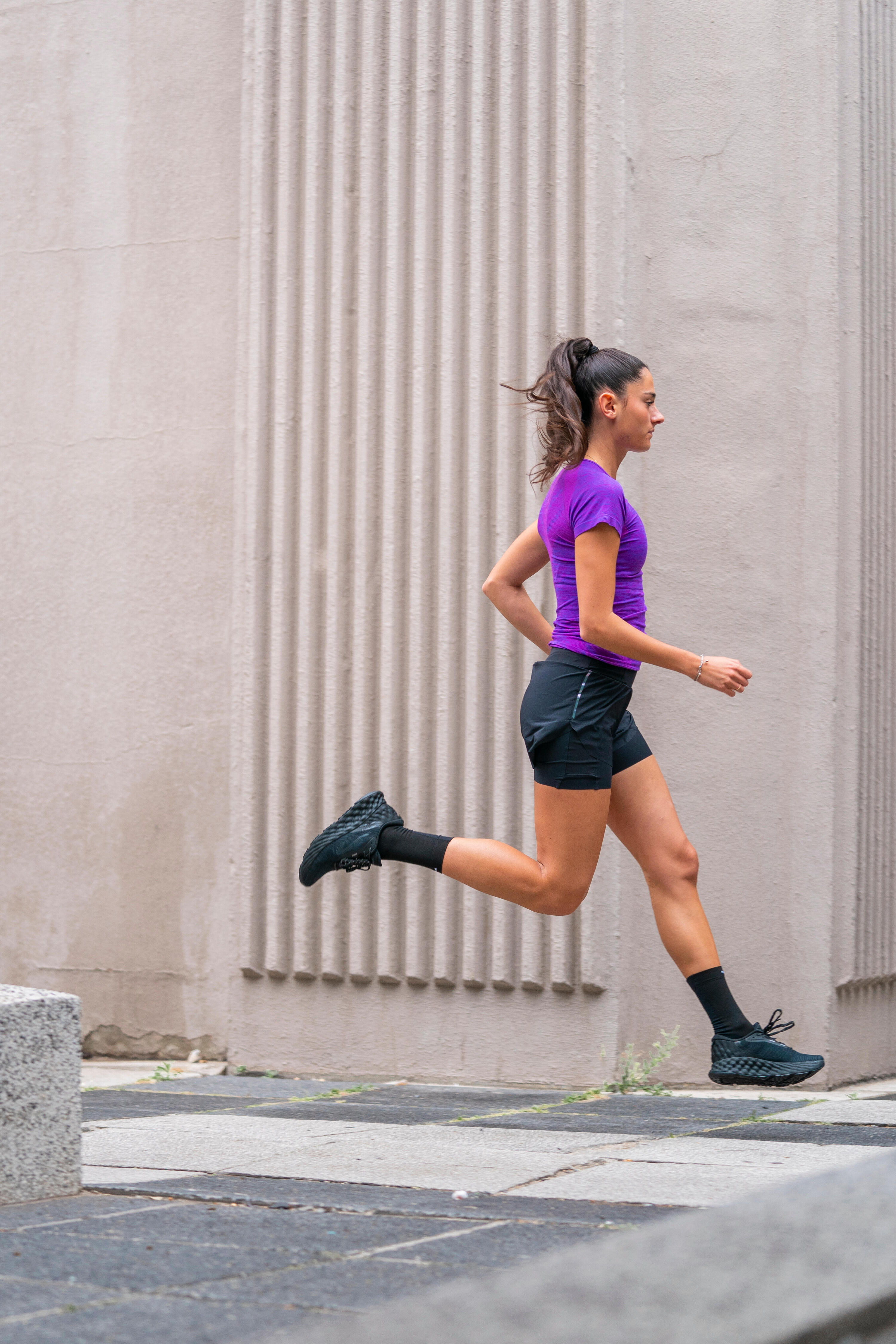 Short 2 en 1 running & trail longue distance femme - kiprun run 900 ultra noir 9/13
