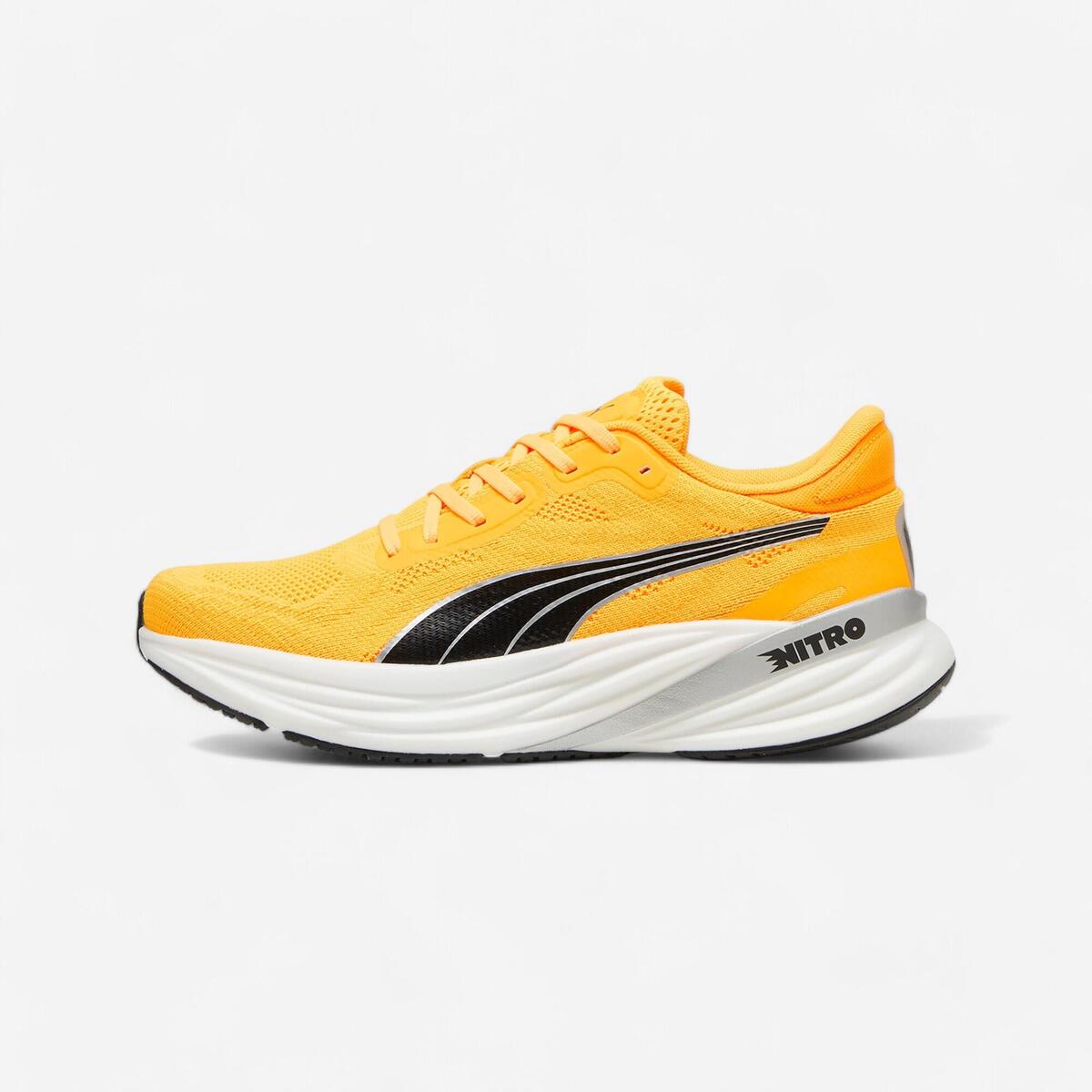 CHAUSSURES DE RUNNING HOMME
PUMA MAGNIFY NITRO 2 JAUNE ORANGE