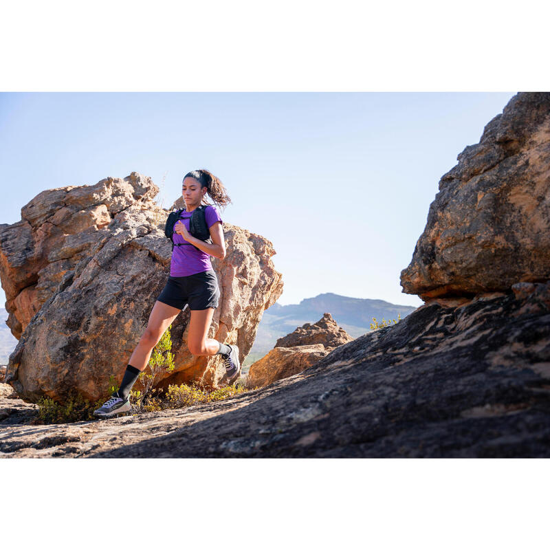 Gilet trail running compétition porte flasques mixte - kiprun veste 5l noir
