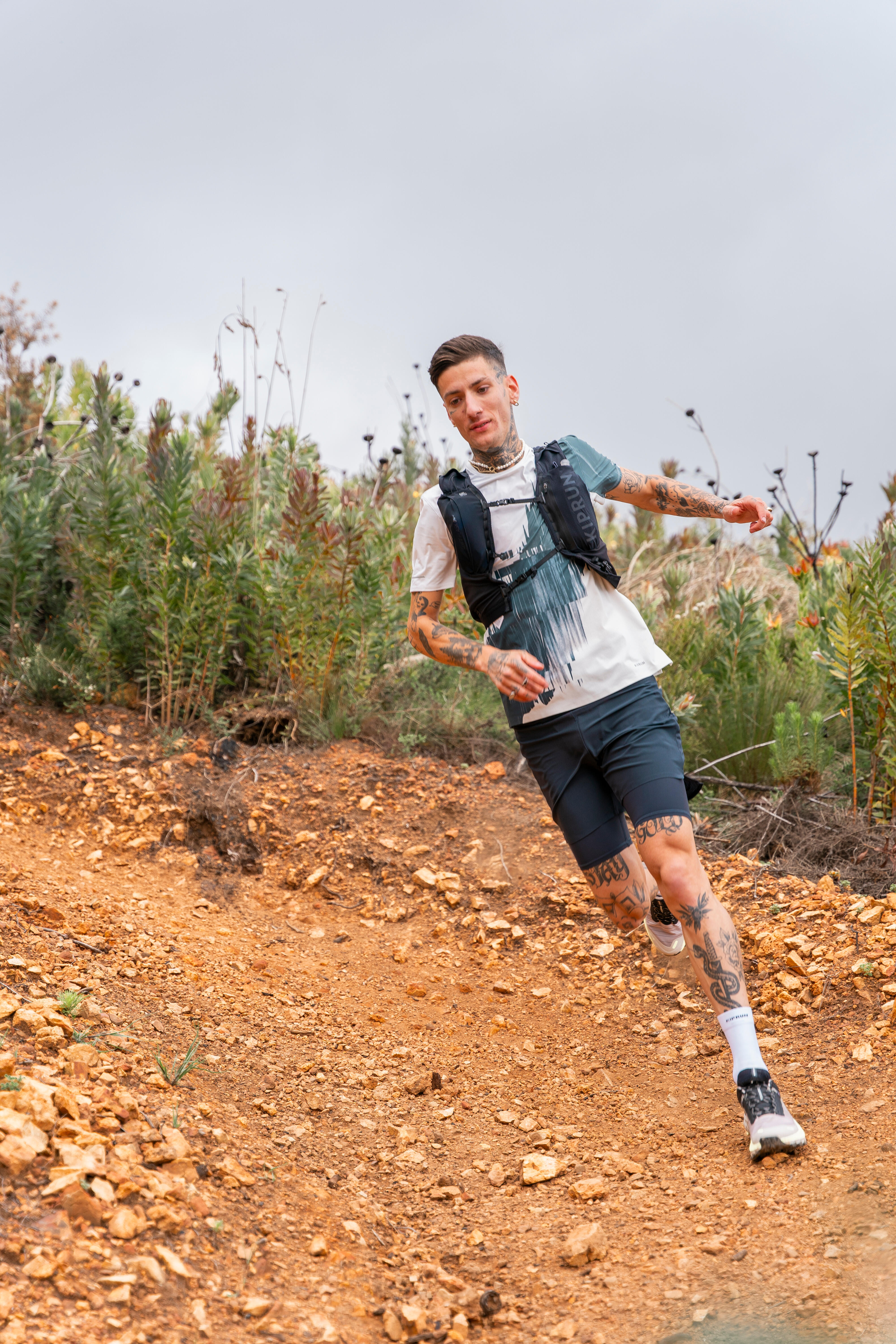 Men’s Long-Distance Trail Running T-shirt – 900 - KIPRUN