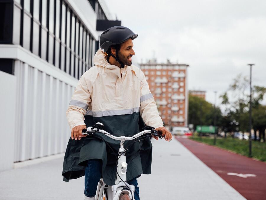 homme avec casque