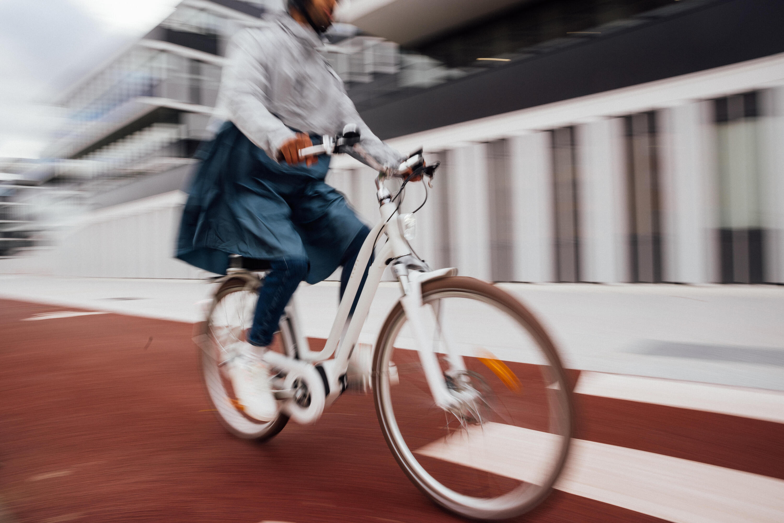 PONCHO PLUIE VISIBILITE NUIT VELO VILLE 540 BLEU GRIS 18/22
