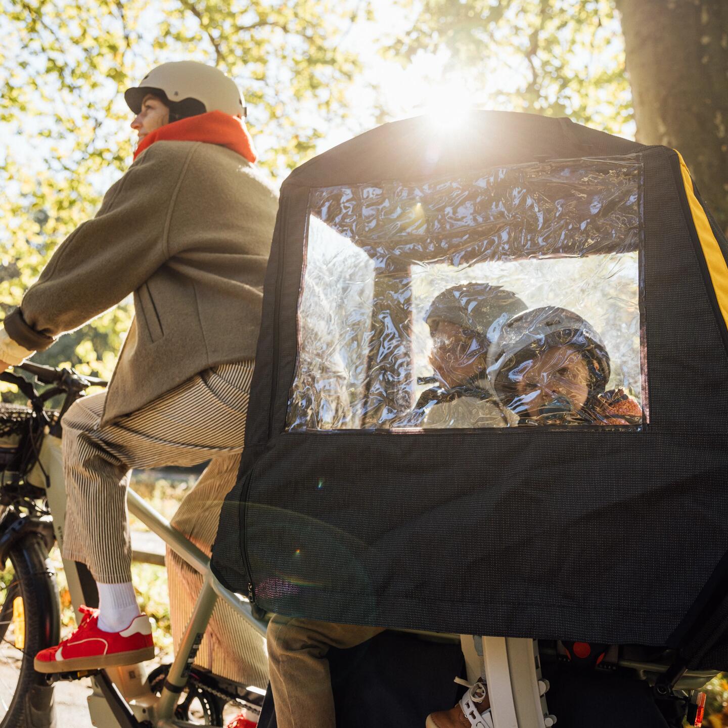 DECATHLON B'TWIN E THREE 500 Cargobike Longtail Regenverdeck