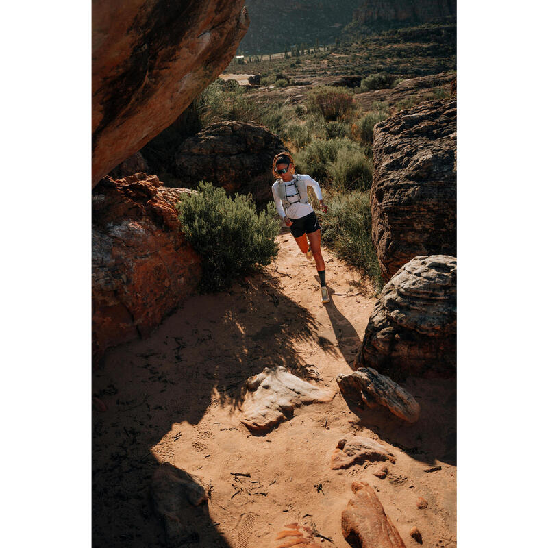 Chaussures de Trail Running pour femme, Kiprun MT Cushion 2 Vert Jaune