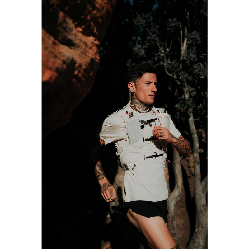Sac trail running 10l mixte beige vendu avec poche à eau 1L - KIPRUN BAG 900