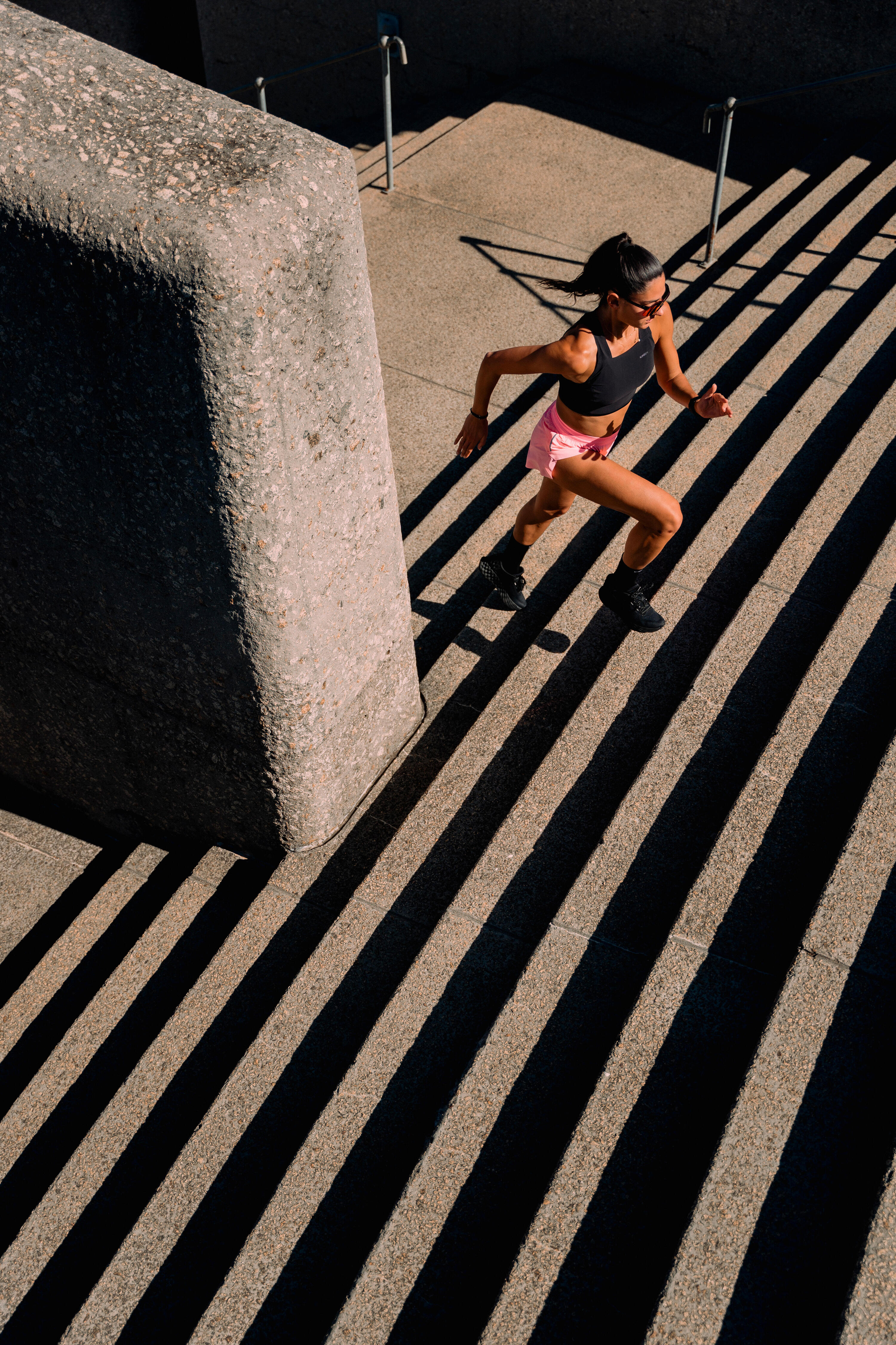 Débardeur de Running Crop top léger Femme - KIPRUN 900 Light noir Méline ROLLIN 8/9
