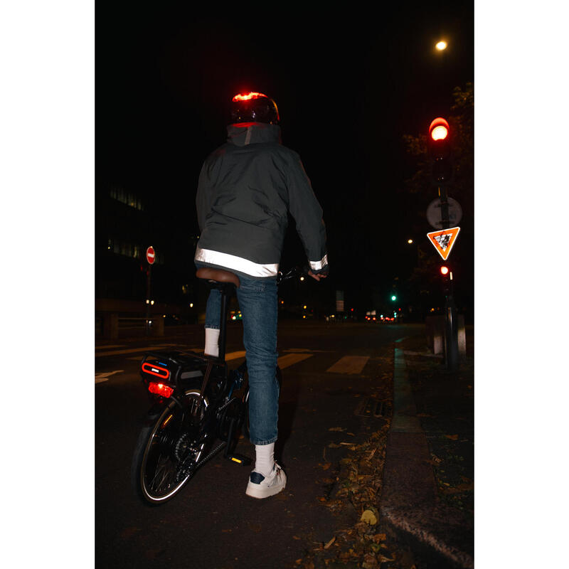 Capacete de Ciclismo 900 com Viseira e Luz Traseira Preto