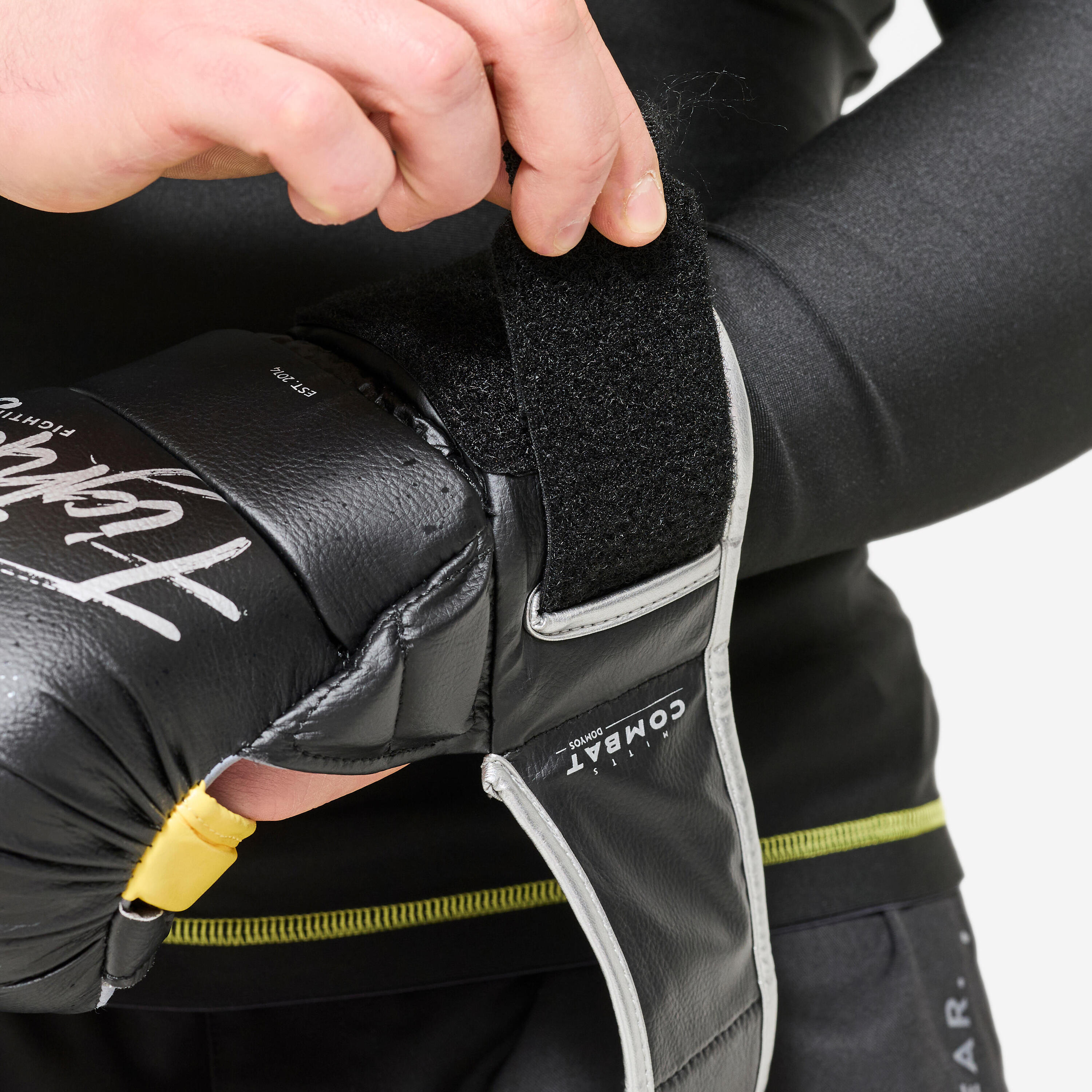 Unisex MMA Gloves 4/5