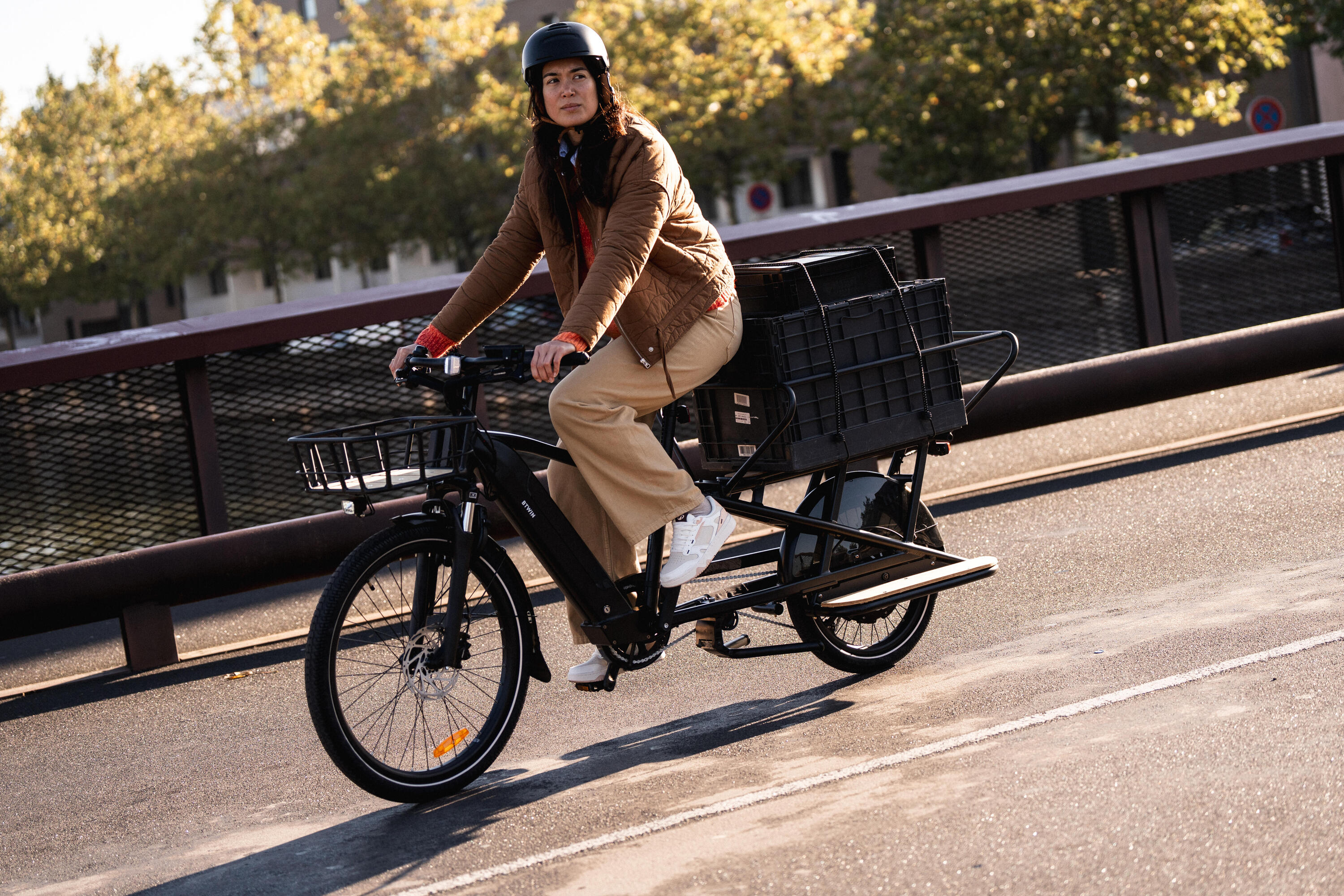Vélo cargo électrique longtail chargement arrière R500E vert clair 24/31