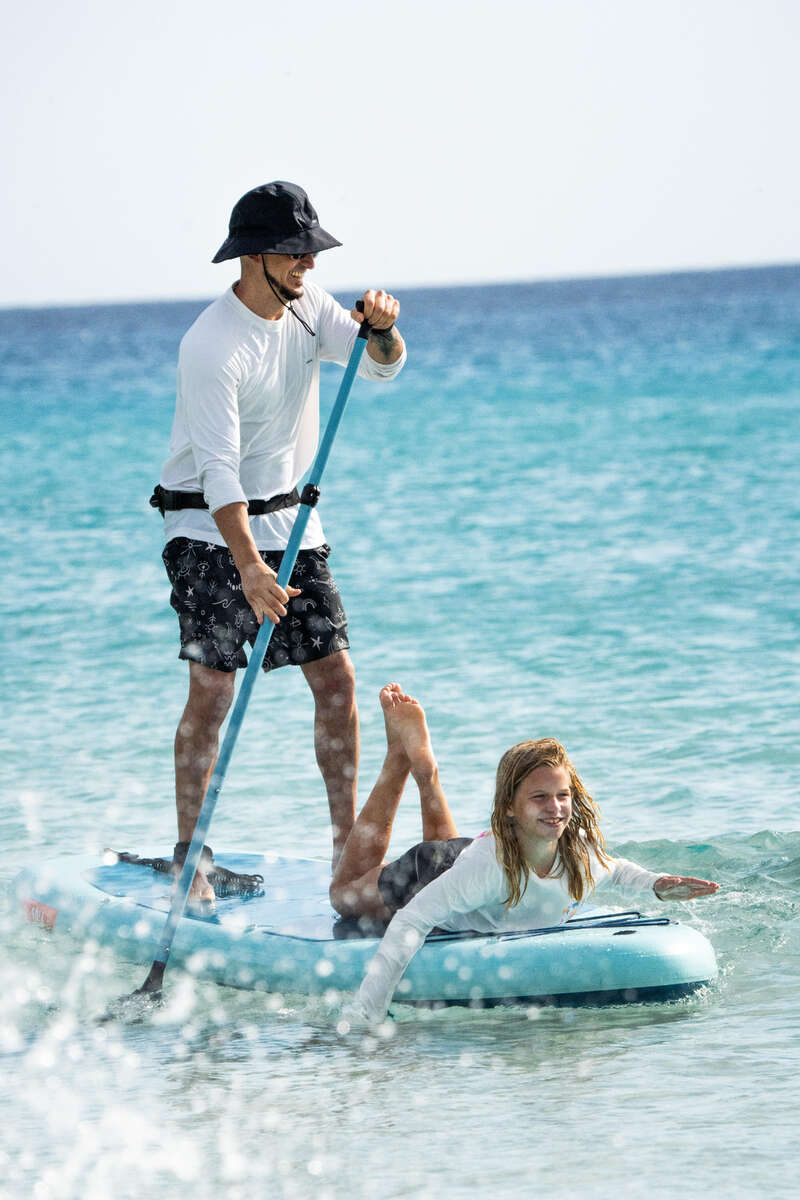 Pádlovanie na jazere, paddleboard